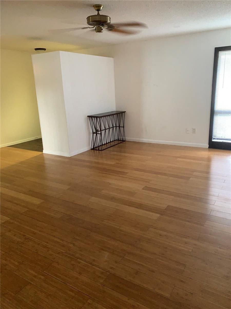 Image 7 of 25 For 1484 Magellan Circle 403