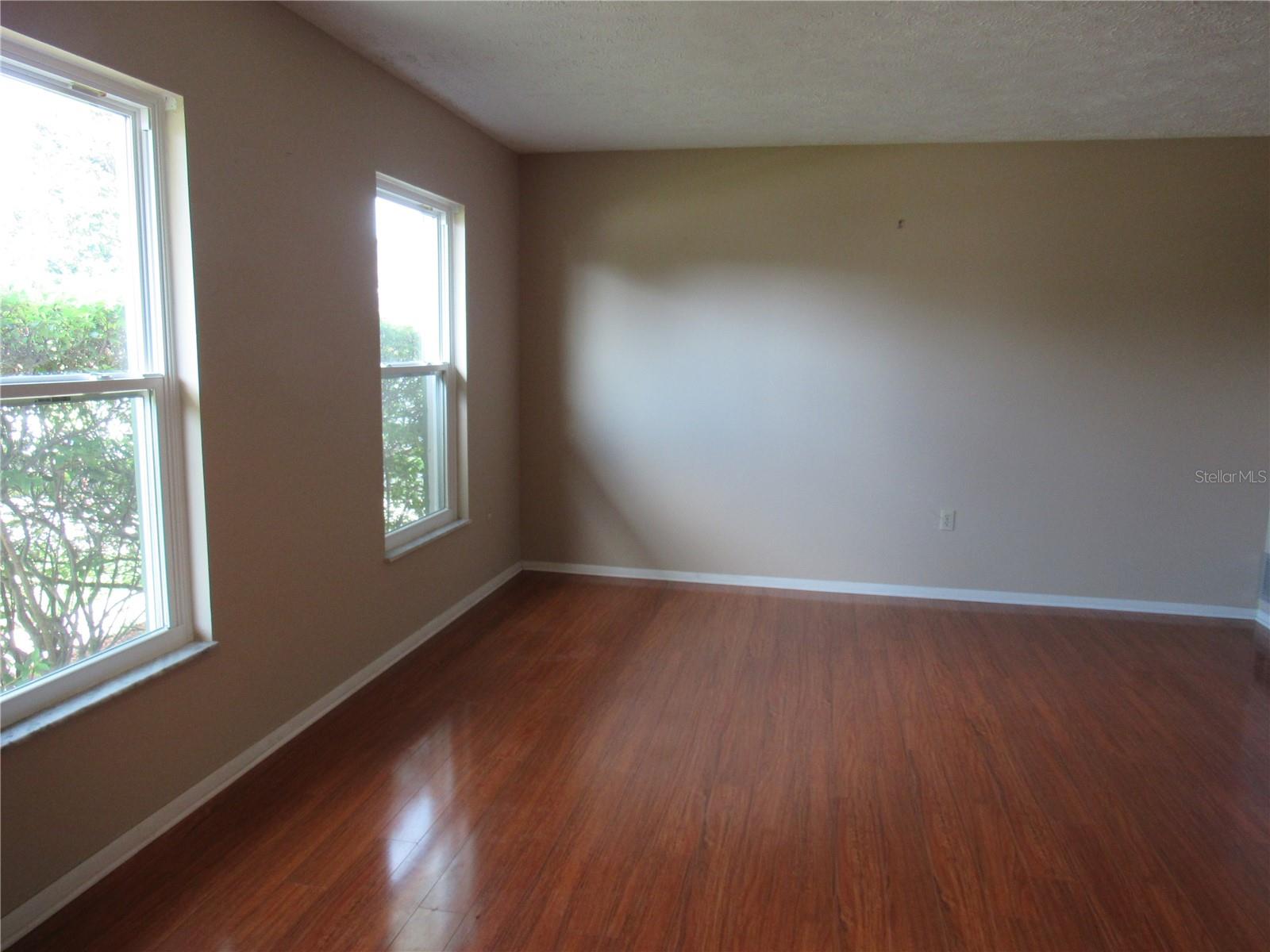 Image 11 of 27 For 10208 Brownwood Avenue