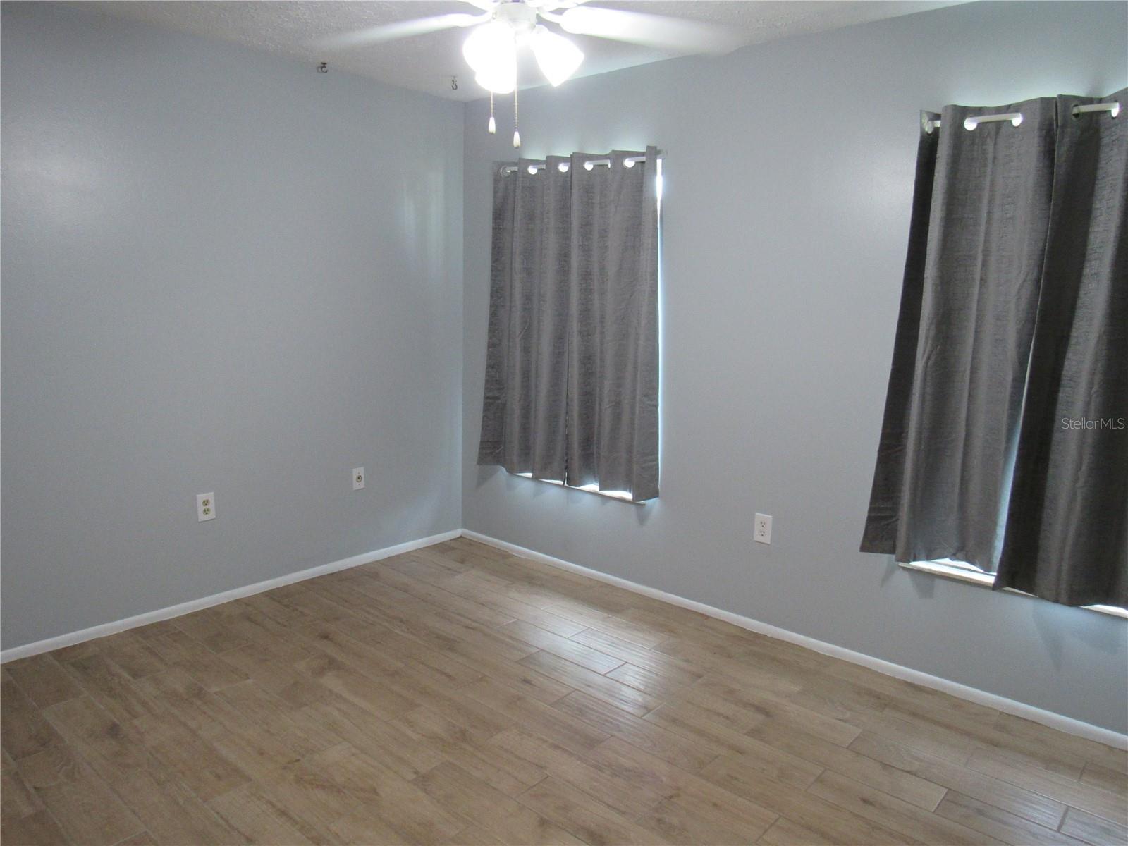 Image 22 of 27 For 10208 Brownwood Avenue