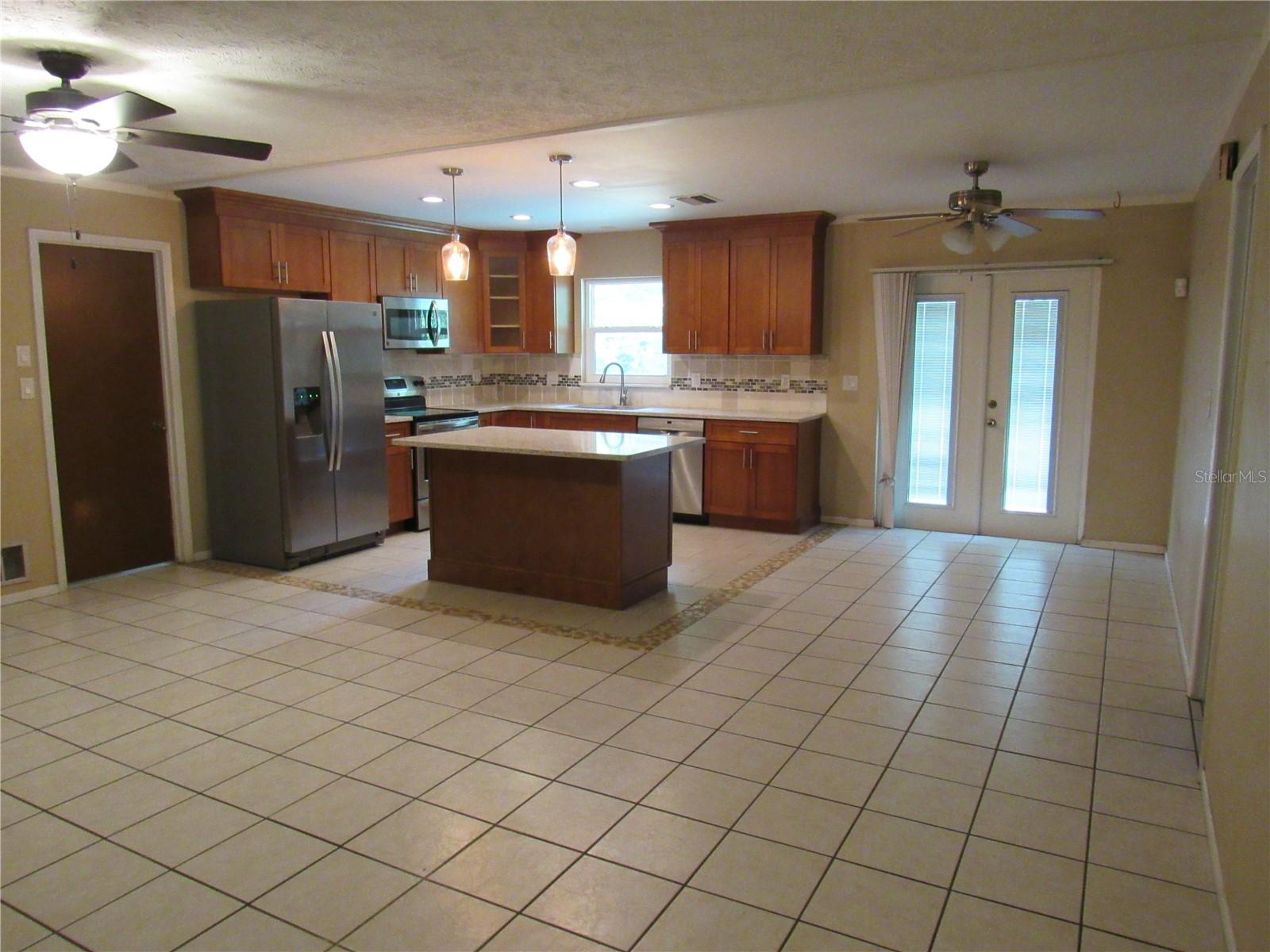Image 8 of 27 For 10208 Brownwood Avenue