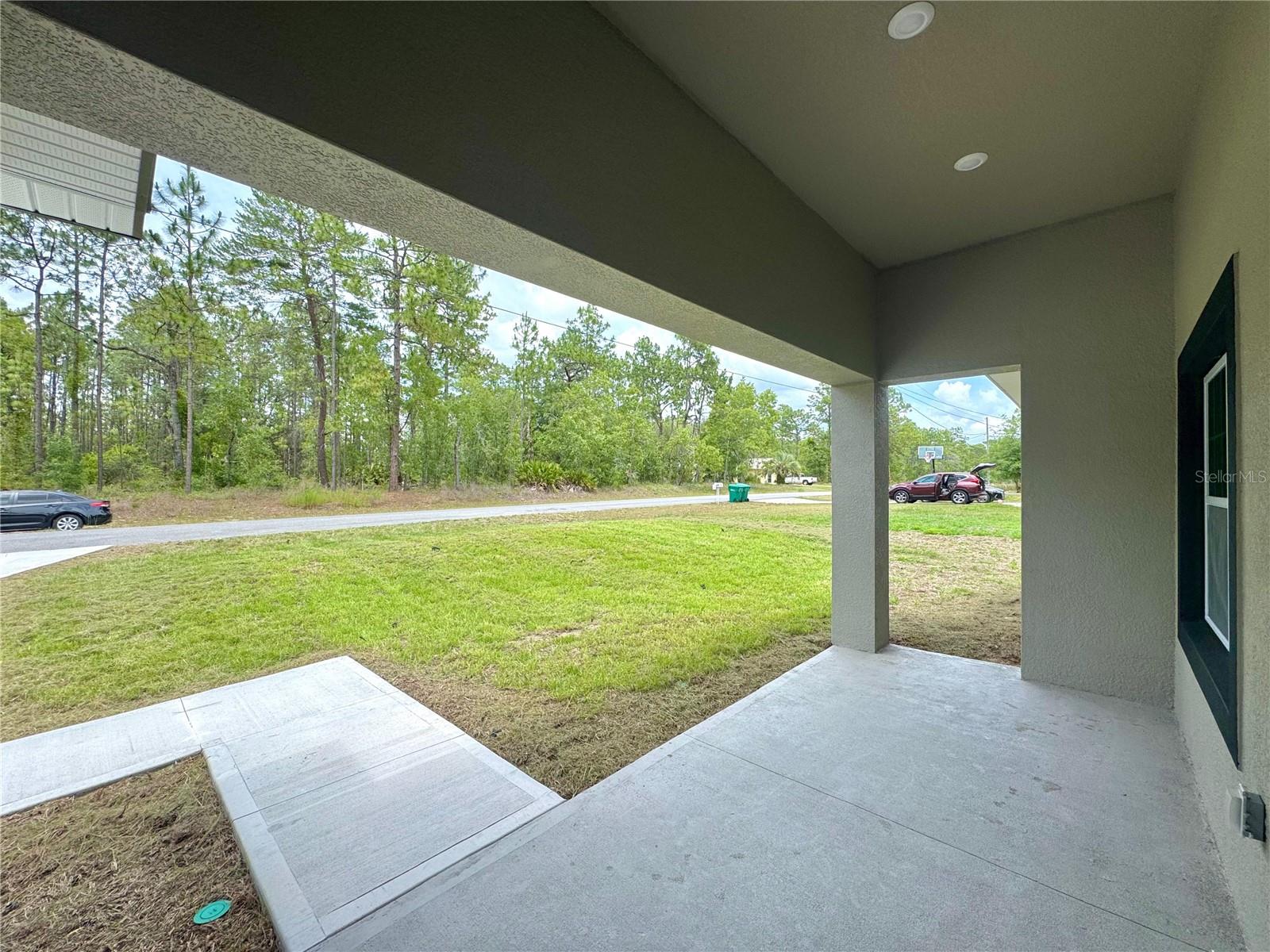 Image 6 of 29 For 628 Heronsbill Lane