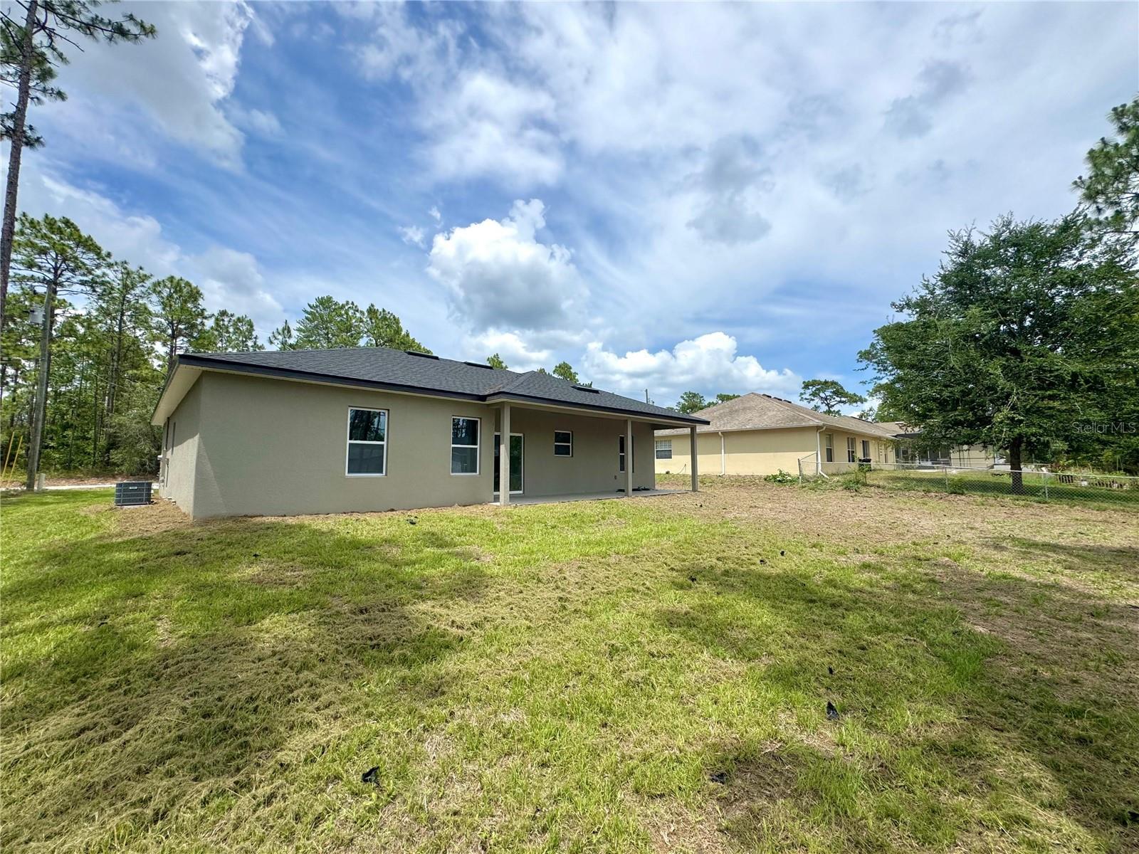 Image 7 of 29 For 628 Heronsbill Lane