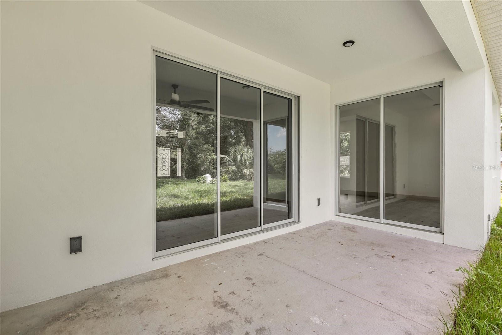 Image 34 of 40 For 4770 Drummond Lane