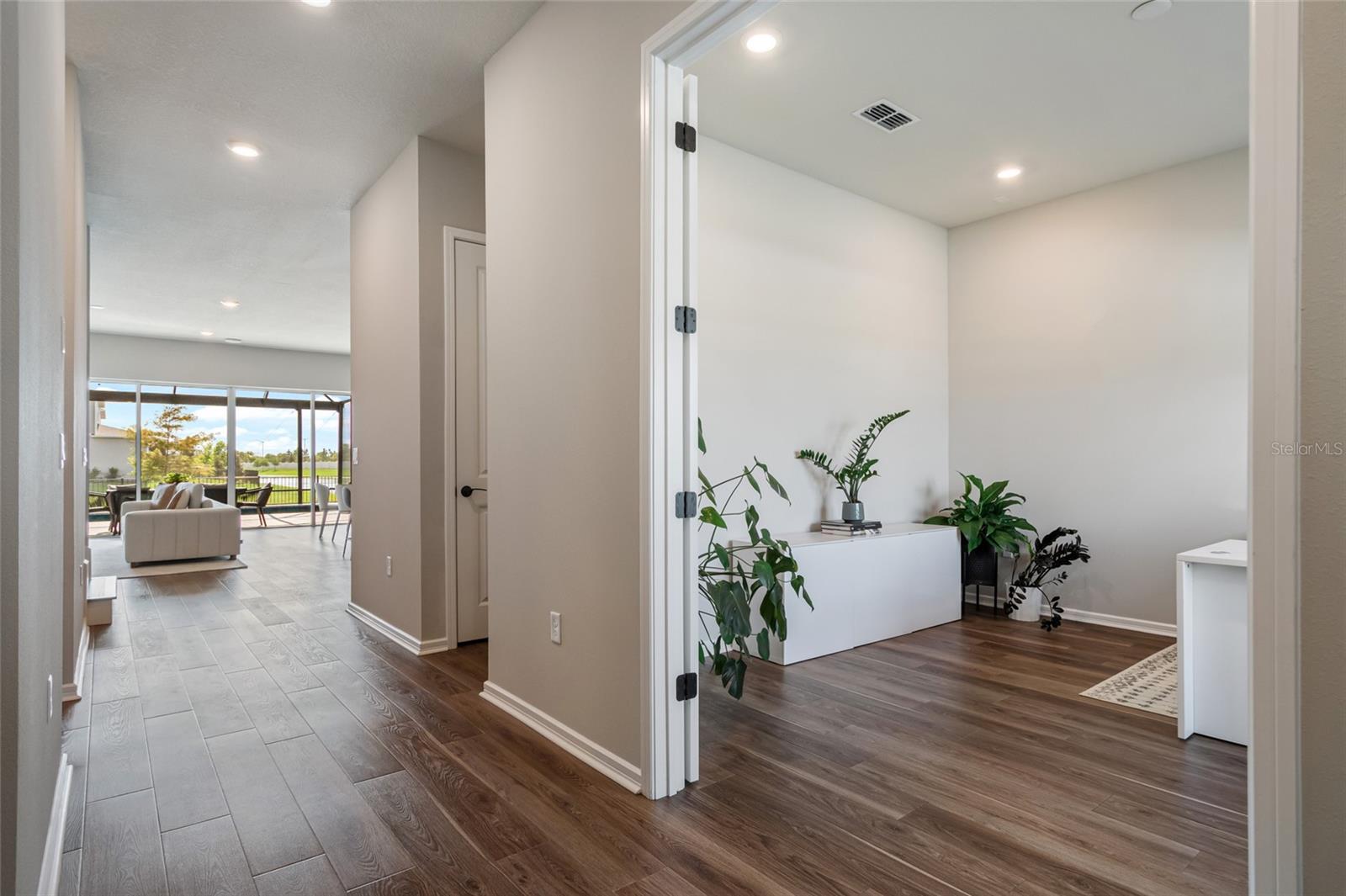 Image 7 of 72 For 13822 Destin Beach Lane