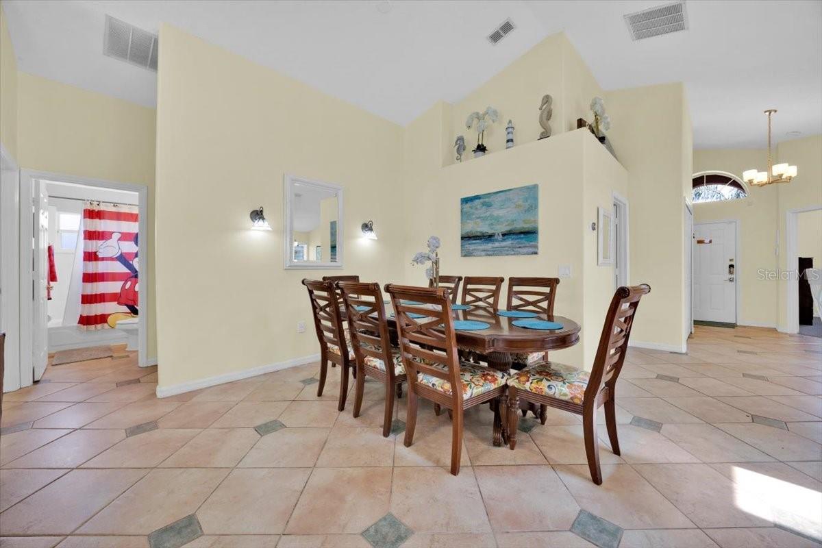 Image 16 of 43 For 2627 Autumn Creek Circle