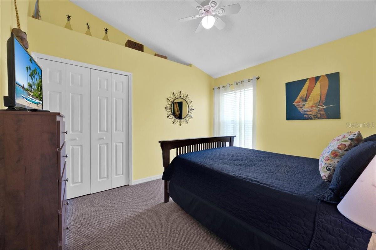 Image 18 of 43 For 2627 Autumn Creek Circle