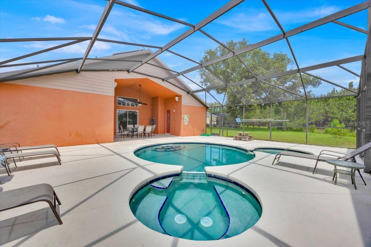 Image 37 of 43 For 2627 Autumn Creek Circle