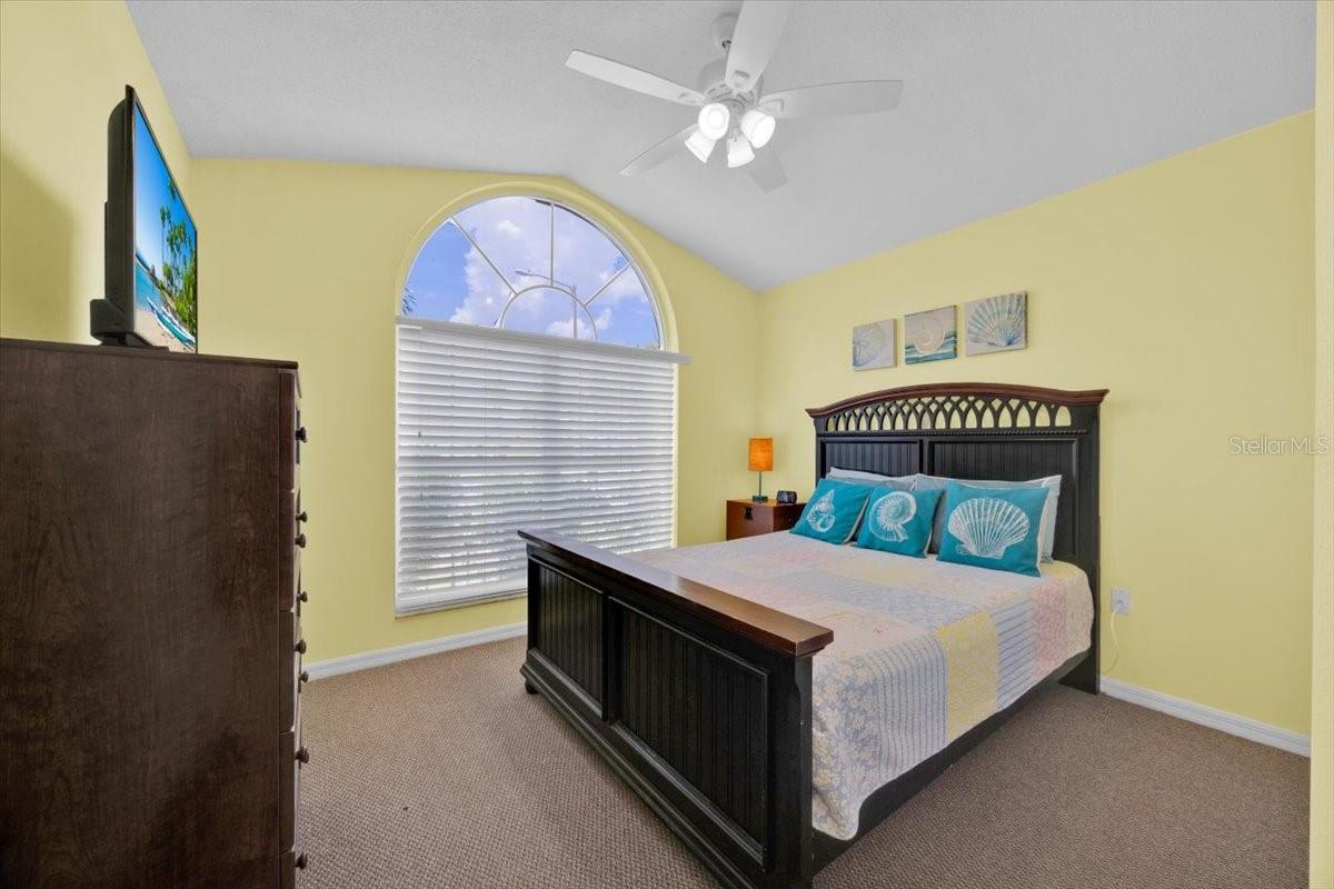 Image 6 of 43 For 2627 Autumn Creek Circle