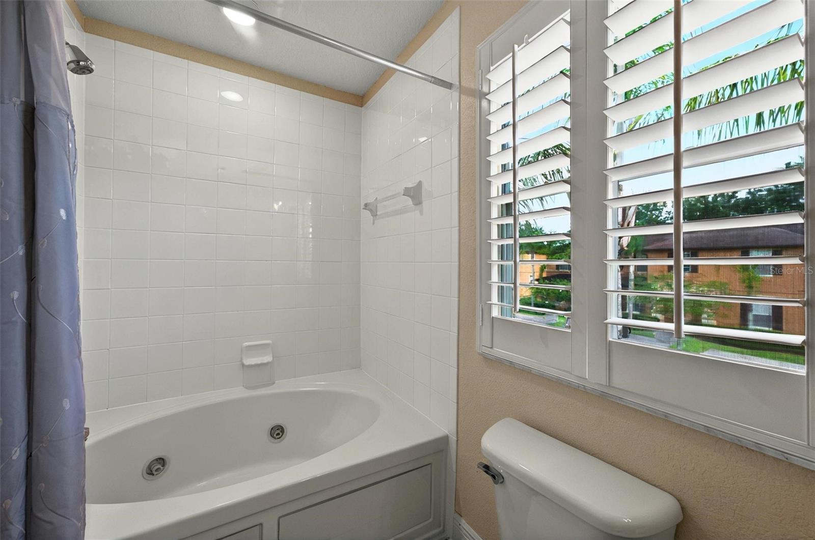 Image 31 of 38 For 3725 Calabria Ave