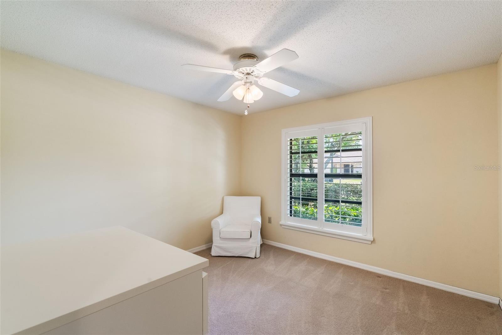 Image 40 of 49 For 957 Yellow Rose Drive