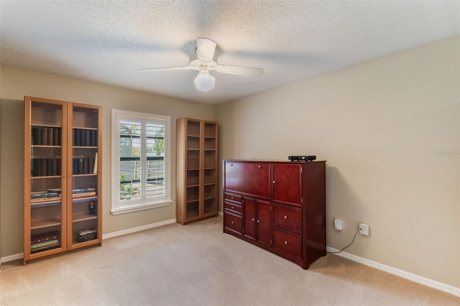 Image 42 of 49 For 957 Yellow Rose Drive