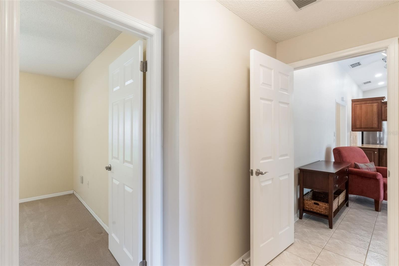 Image 44 of 49 For 957 Yellow Rose Drive