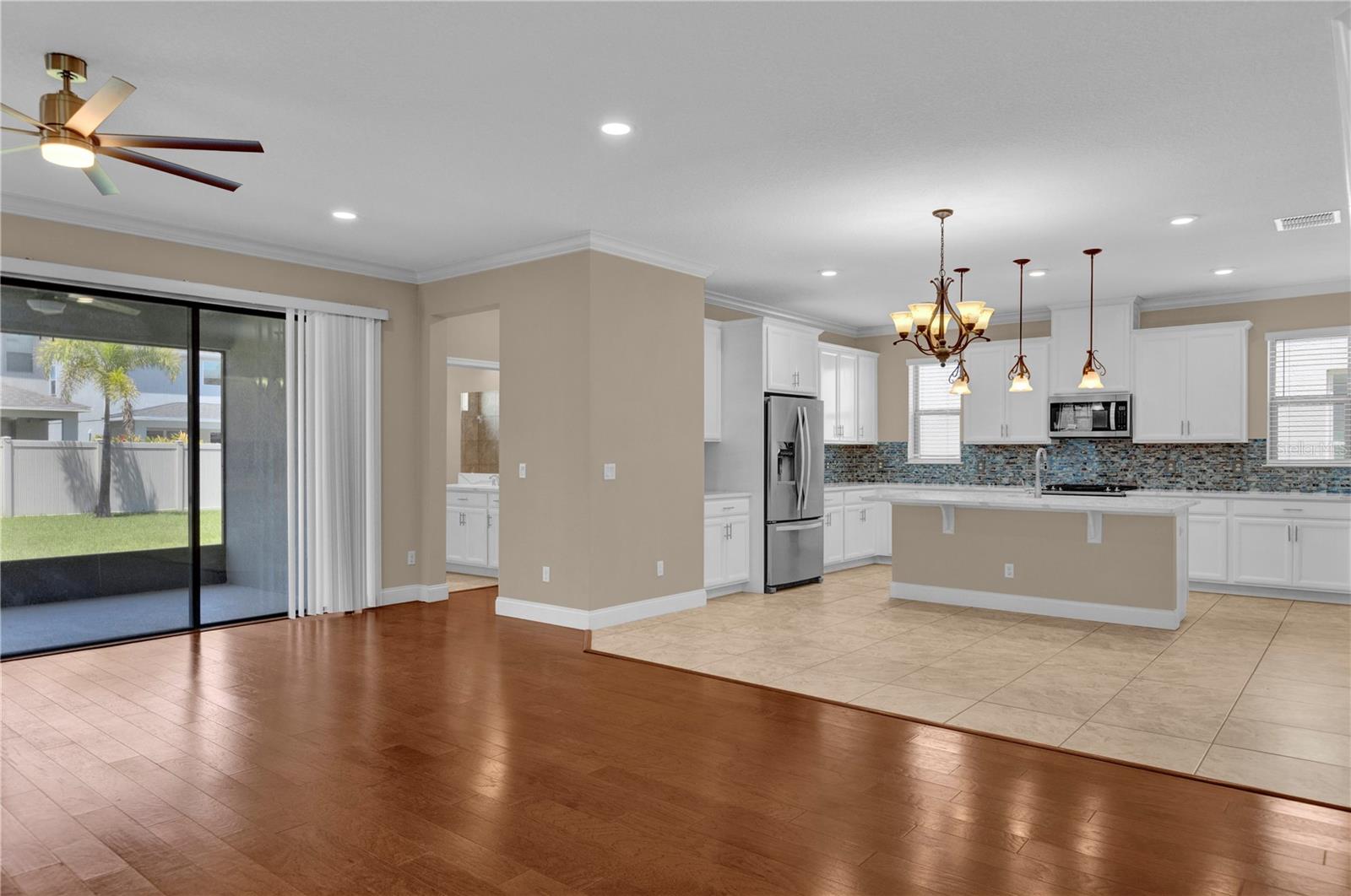 Image 15 of 65 For 8348 Vivaro Isle Way