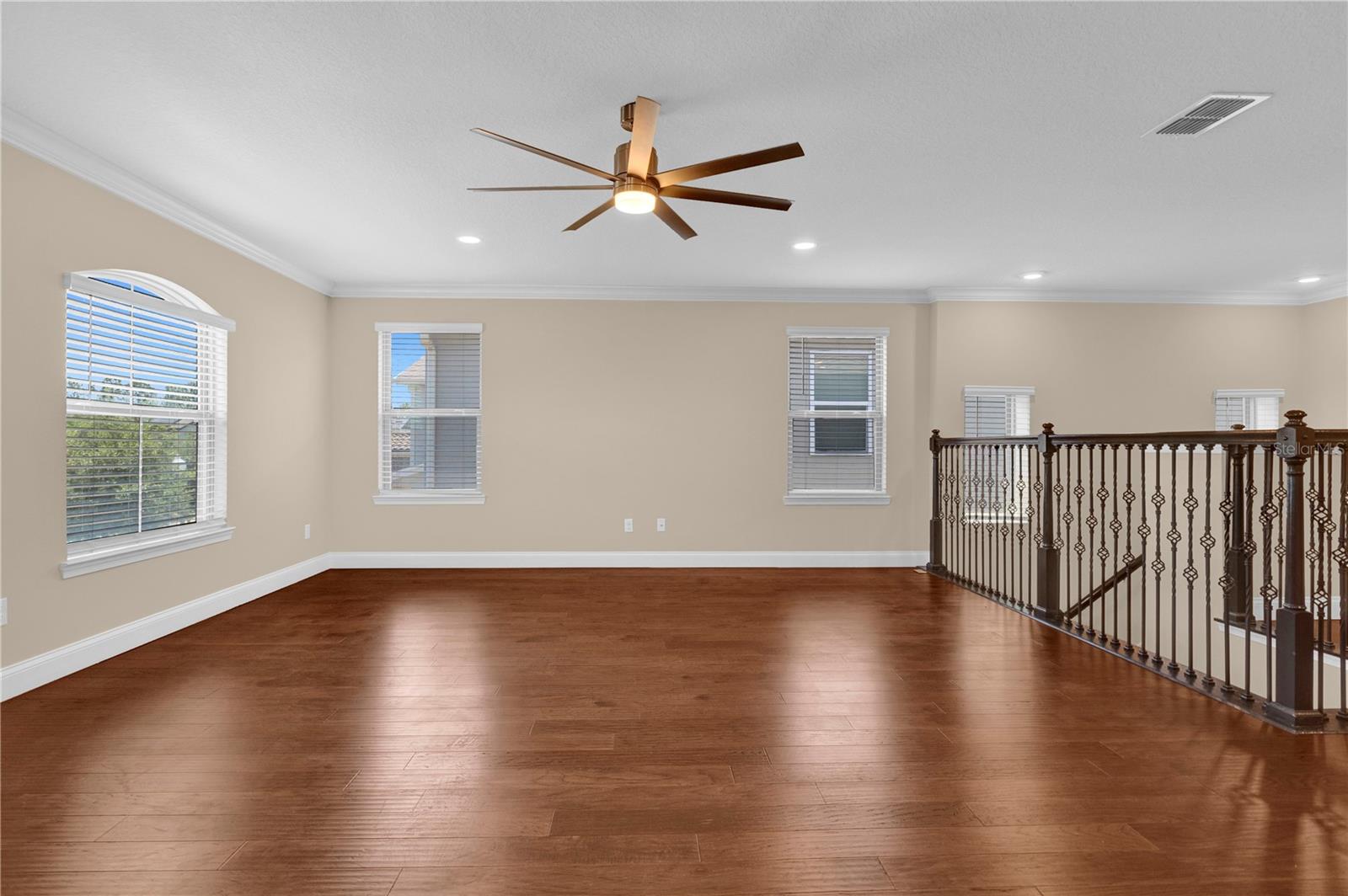 Image 30 of 65 For 8348 Vivaro Isle Way