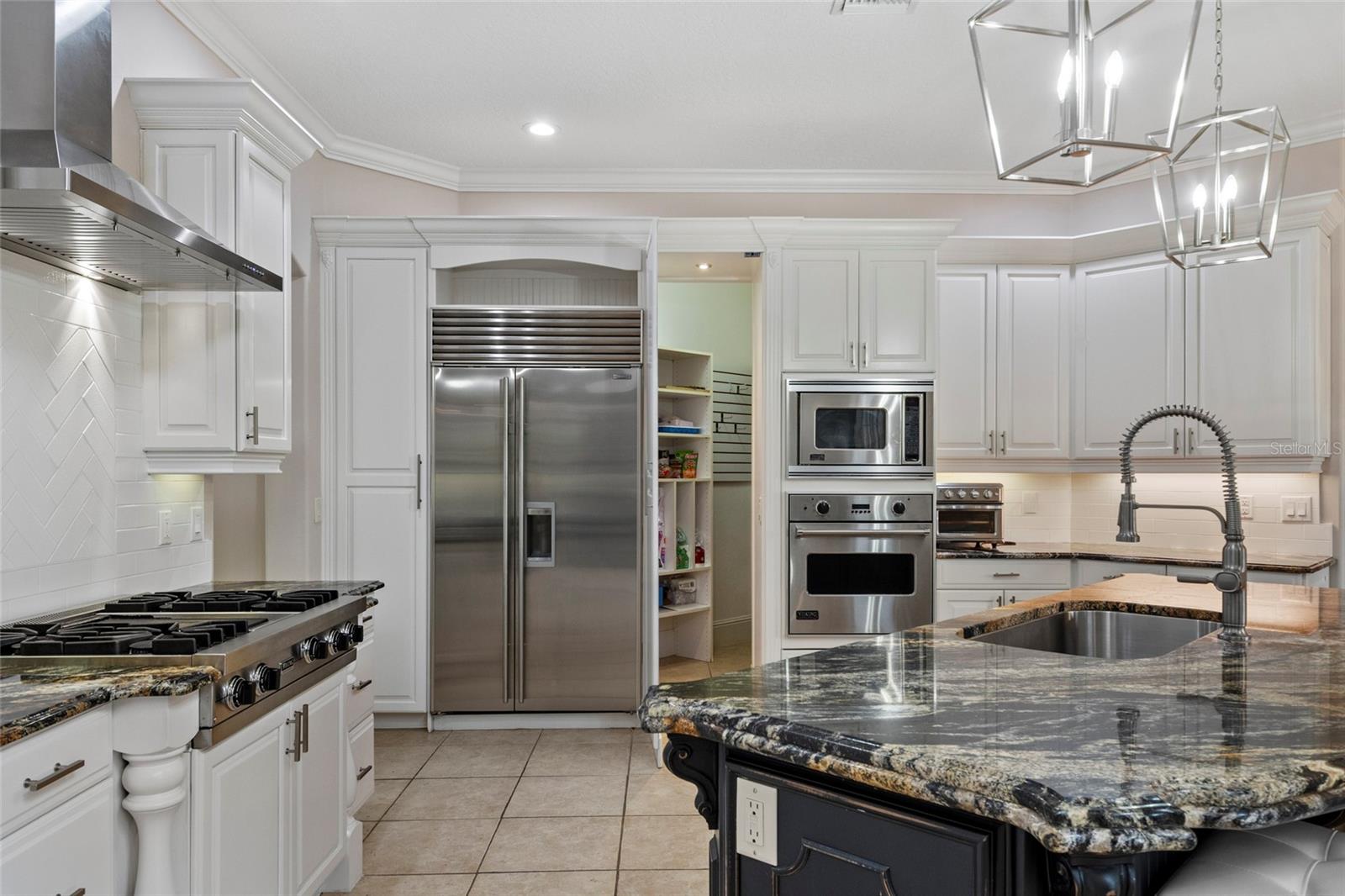 Image 18 of 91 For 6149 Blakeford Drive
