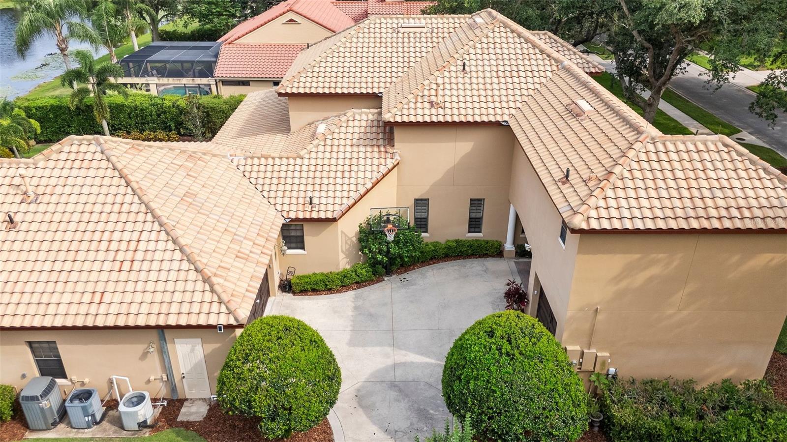Image 4 of 91 For 6149 Blakeford Drive