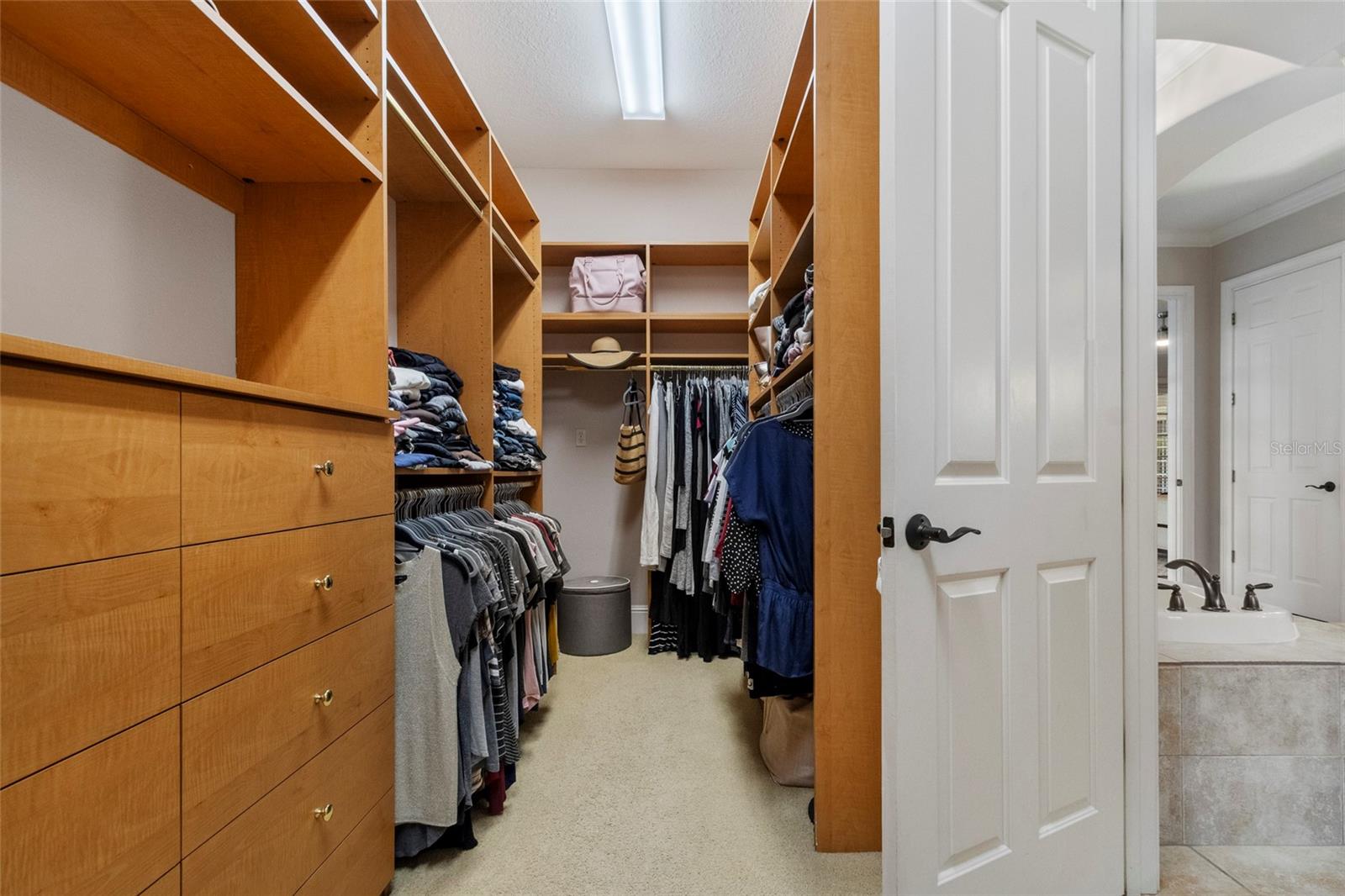 Image 43 of 91 For 6149 Blakeford Drive