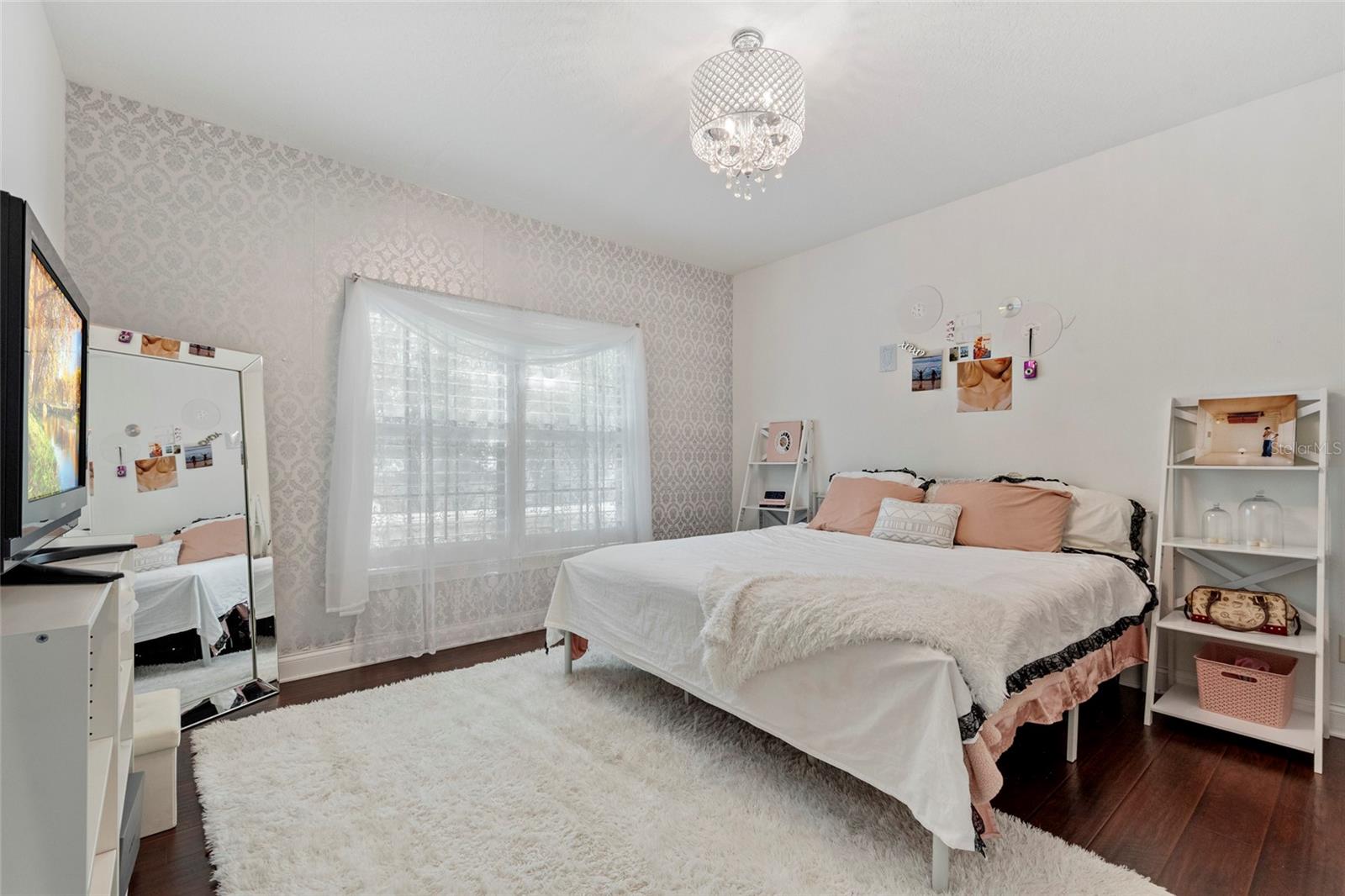Image 61 of 91 For 6149 Blakeford Drive