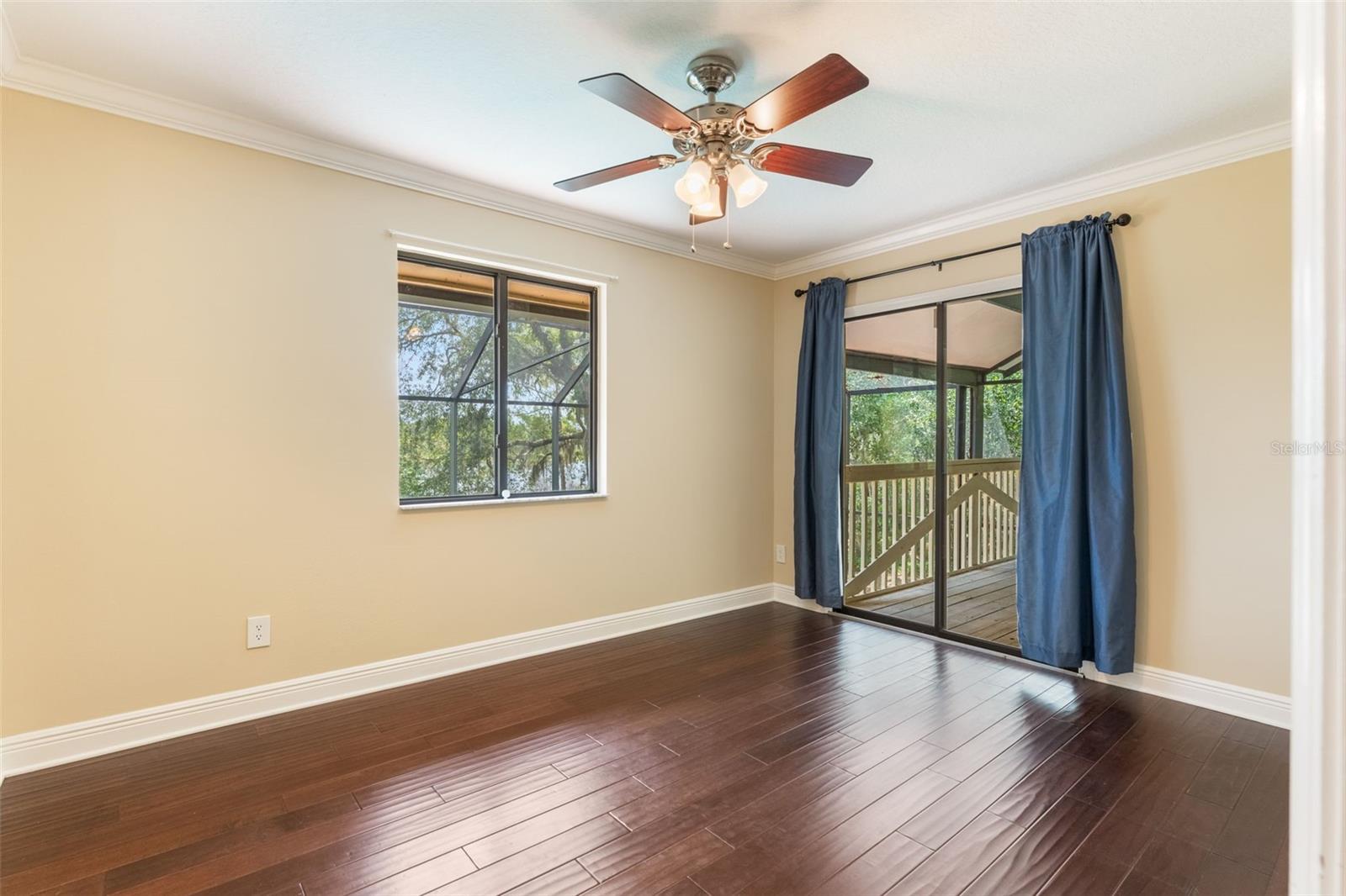 Image 22 of 63 For 120 Greentree Lane
