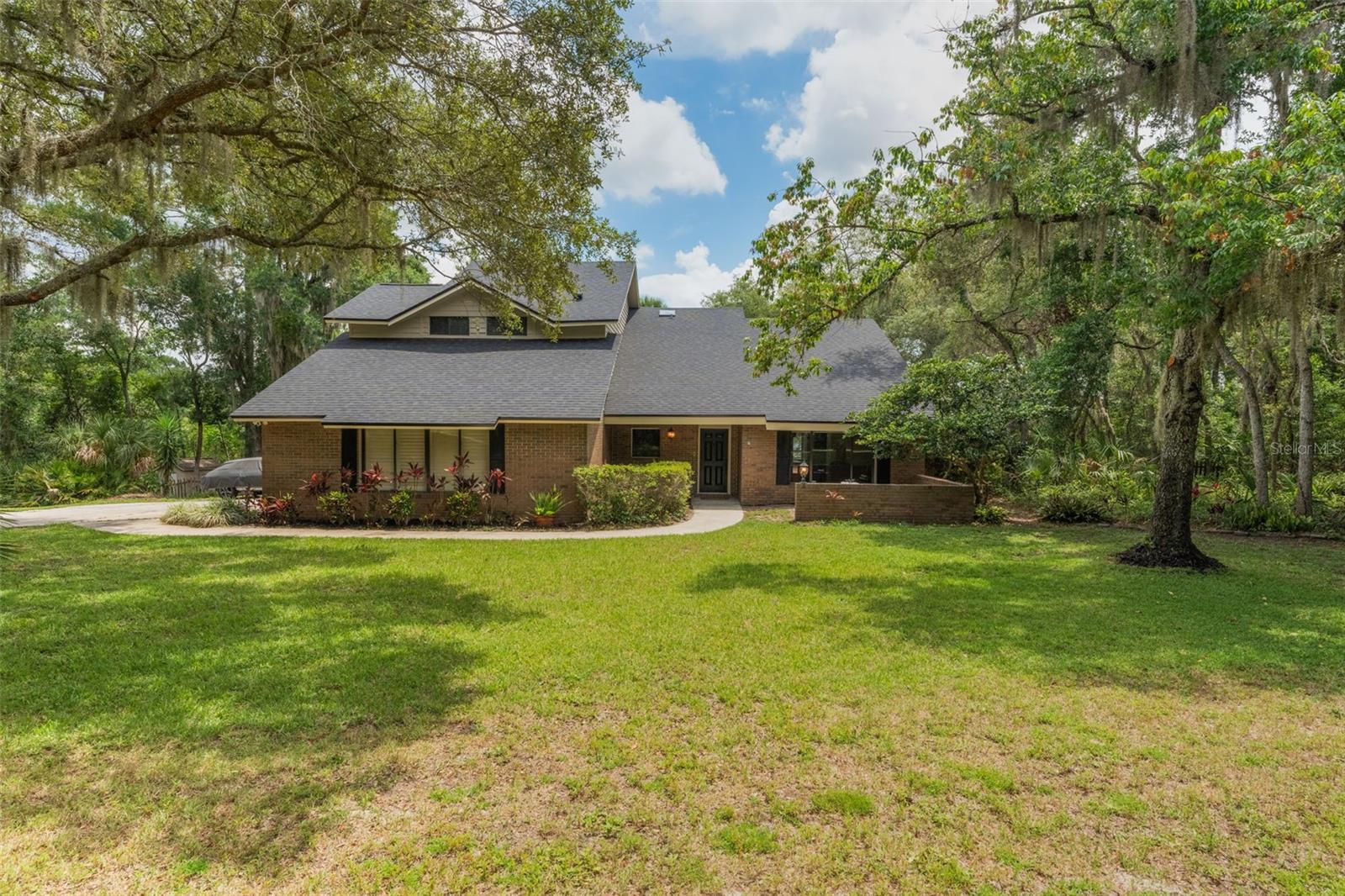 Image 63 of 63 For 120 Greentree Lane