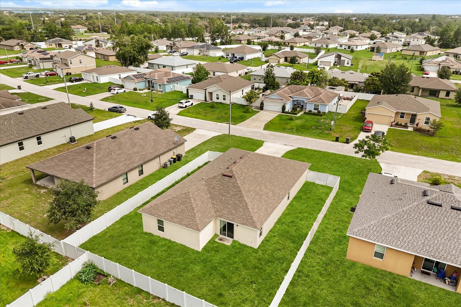 Image 22 of 23 For 391 Begonia Court