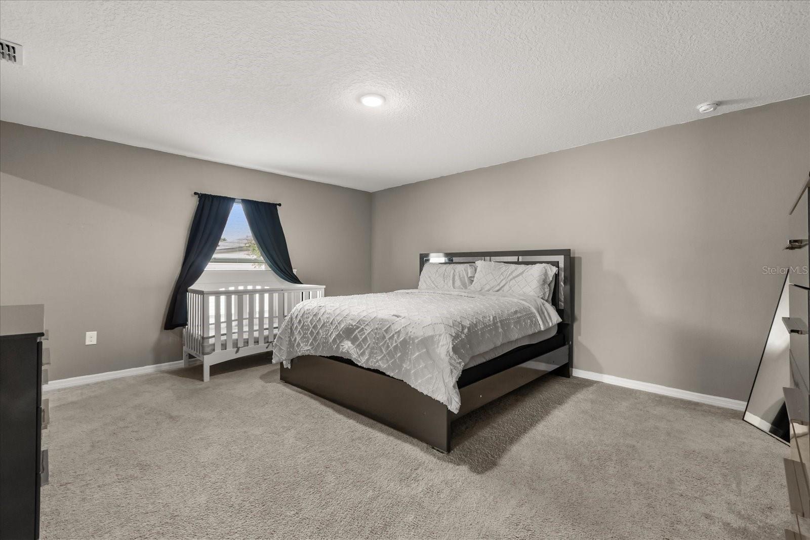 Image 8 of 23 For 391 Begonia Court