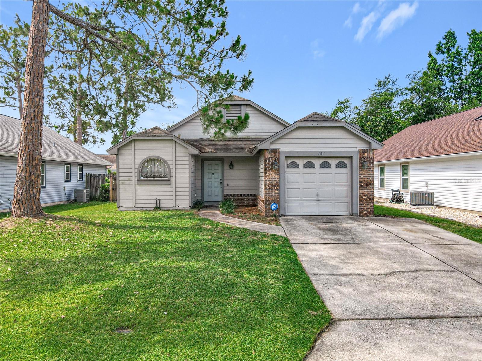 Details for 141 Edgewater Circle, SANFORD, FL 32773