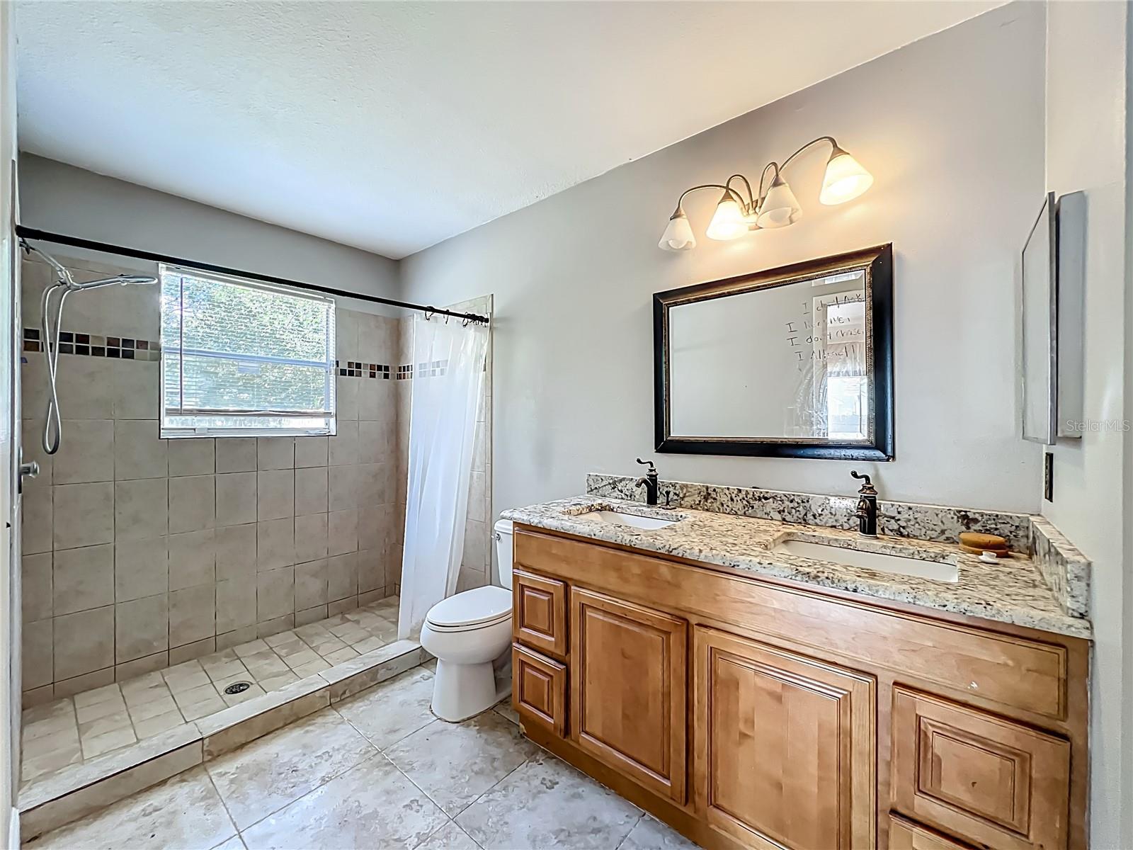 Image 16 of 27 For 141 Edgewater Circle