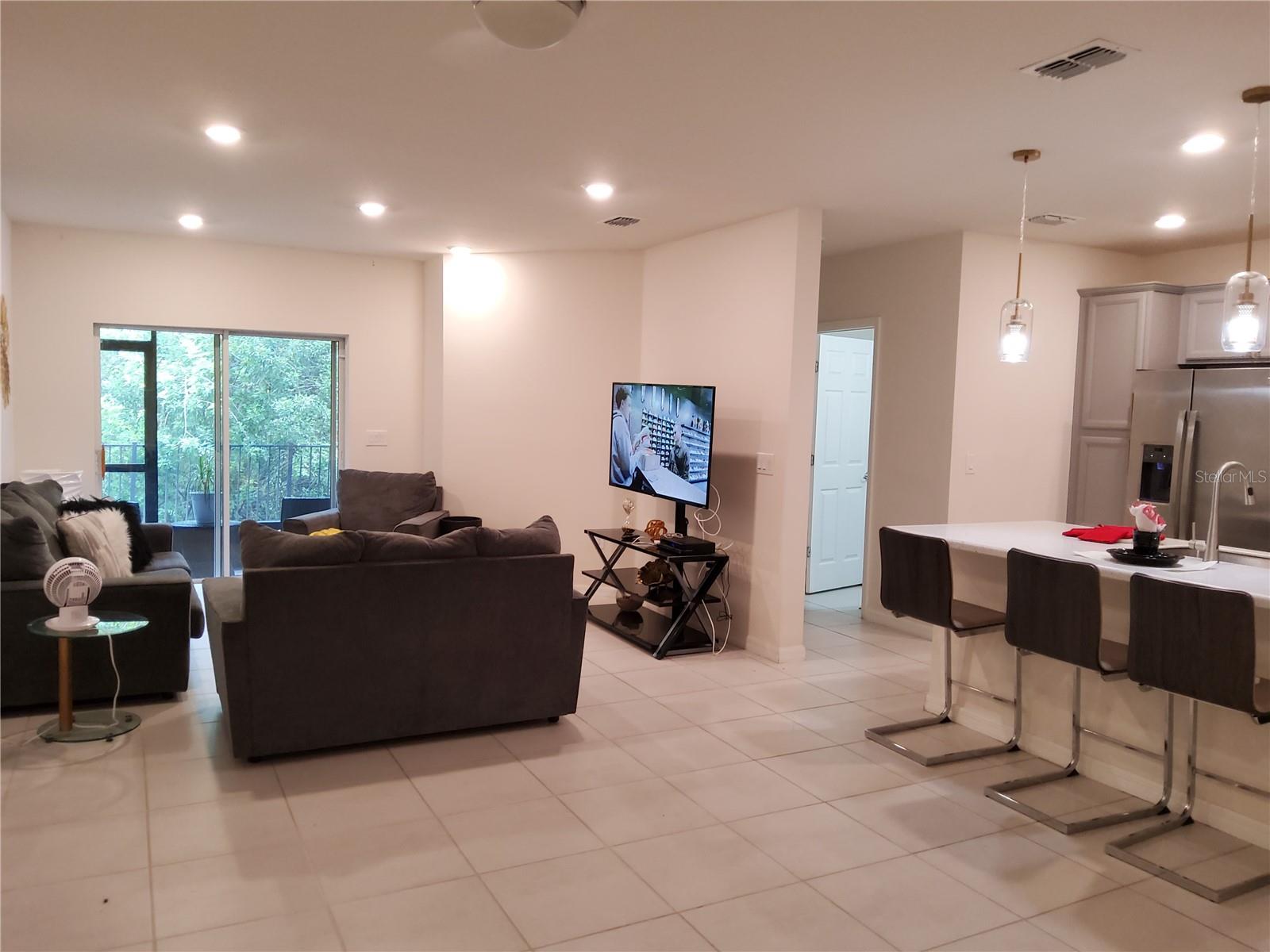 Image 11 of 39 For 3316 Bellissimo Avenue