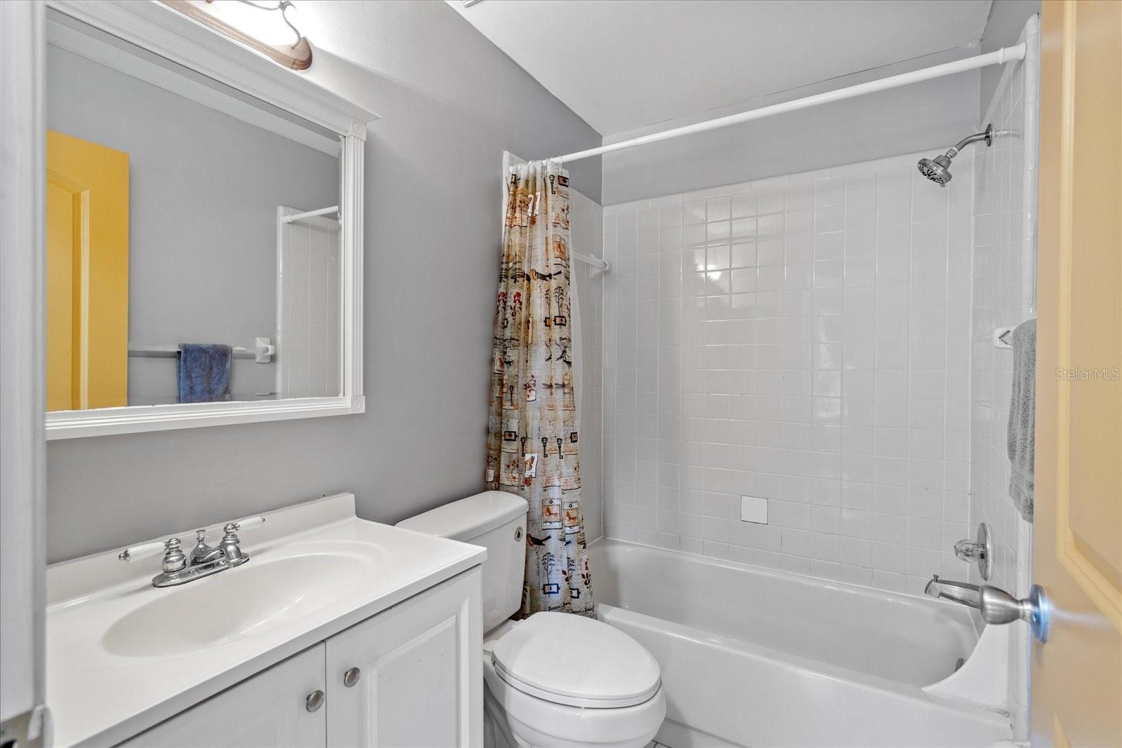 Image 17 of 24 For 2930 Semoran Boulevard 408
