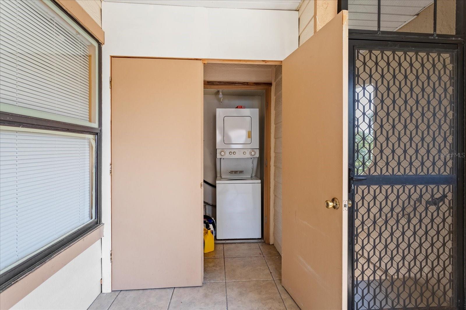 Image 19 of 24 For 2930 Semoran Boulevard 408