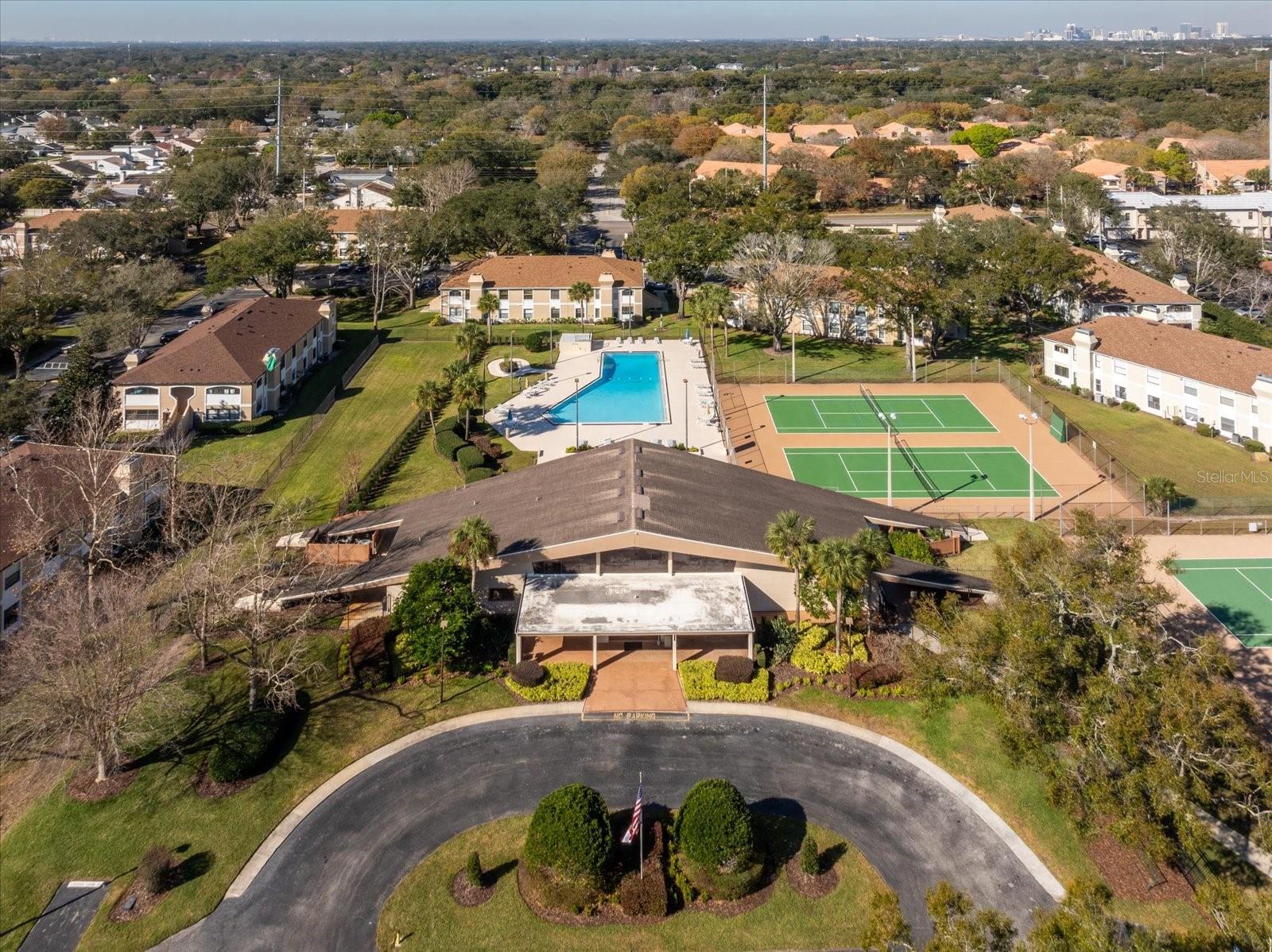 Image 20 of 24 For 2930 Semoran Boulevard 408