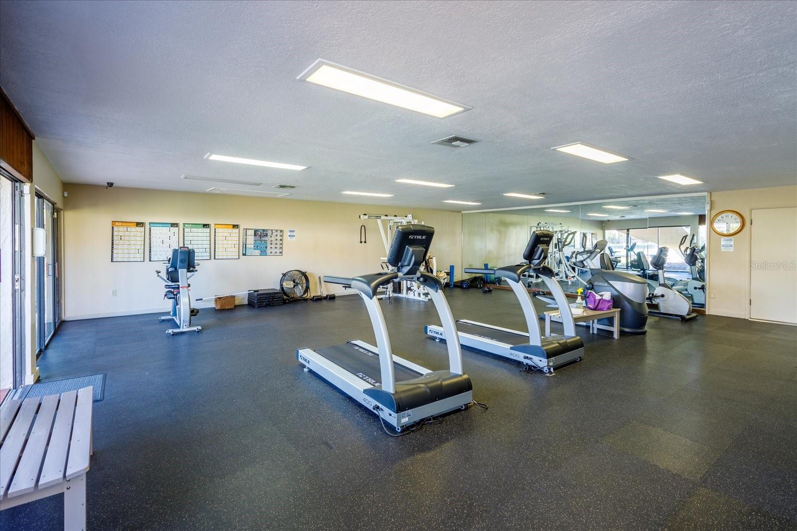 Image 23 of 24 For 2930 Semoran Boulevard 408