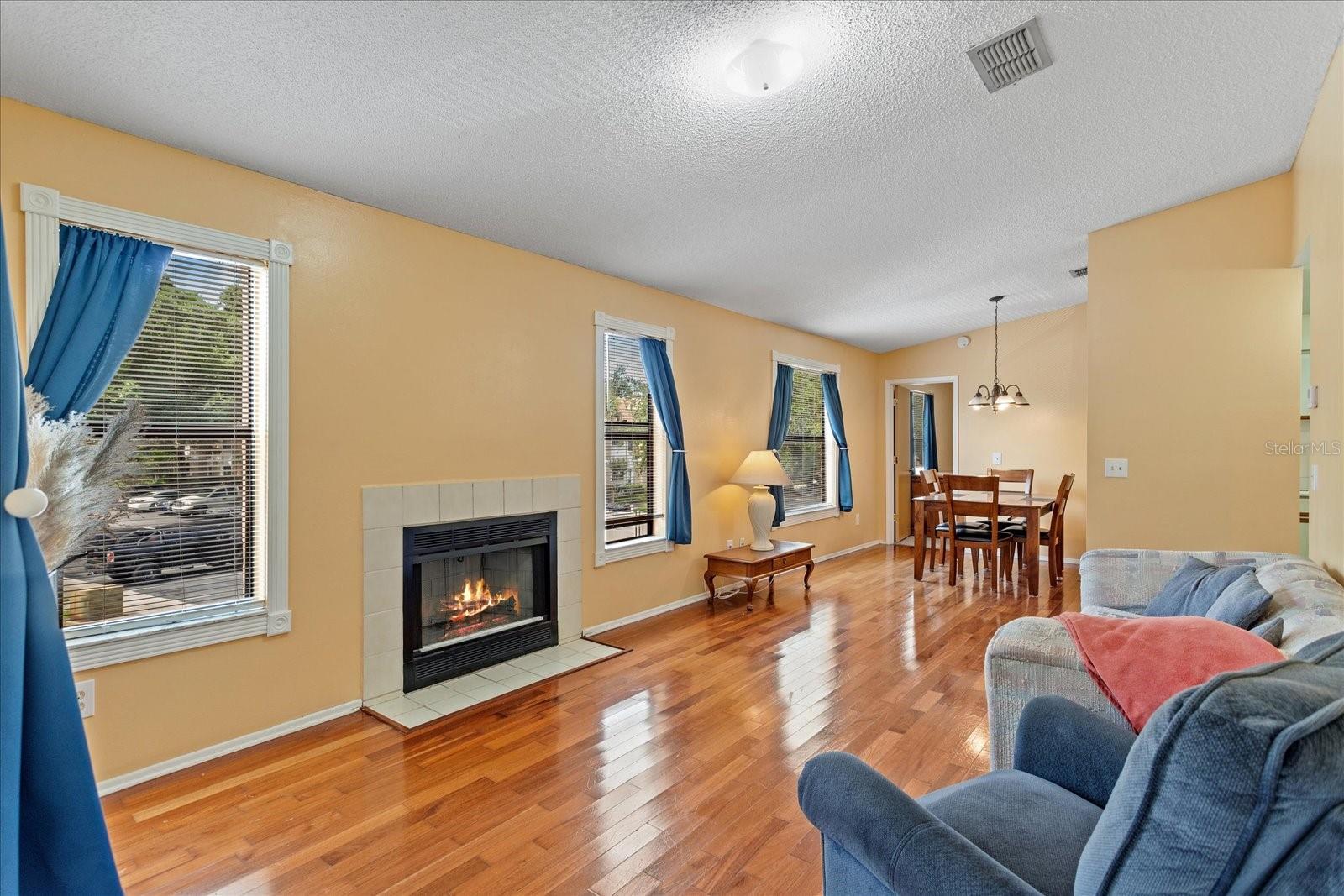 Image 5 of 24 For 2930 Semoran Boulevard 408