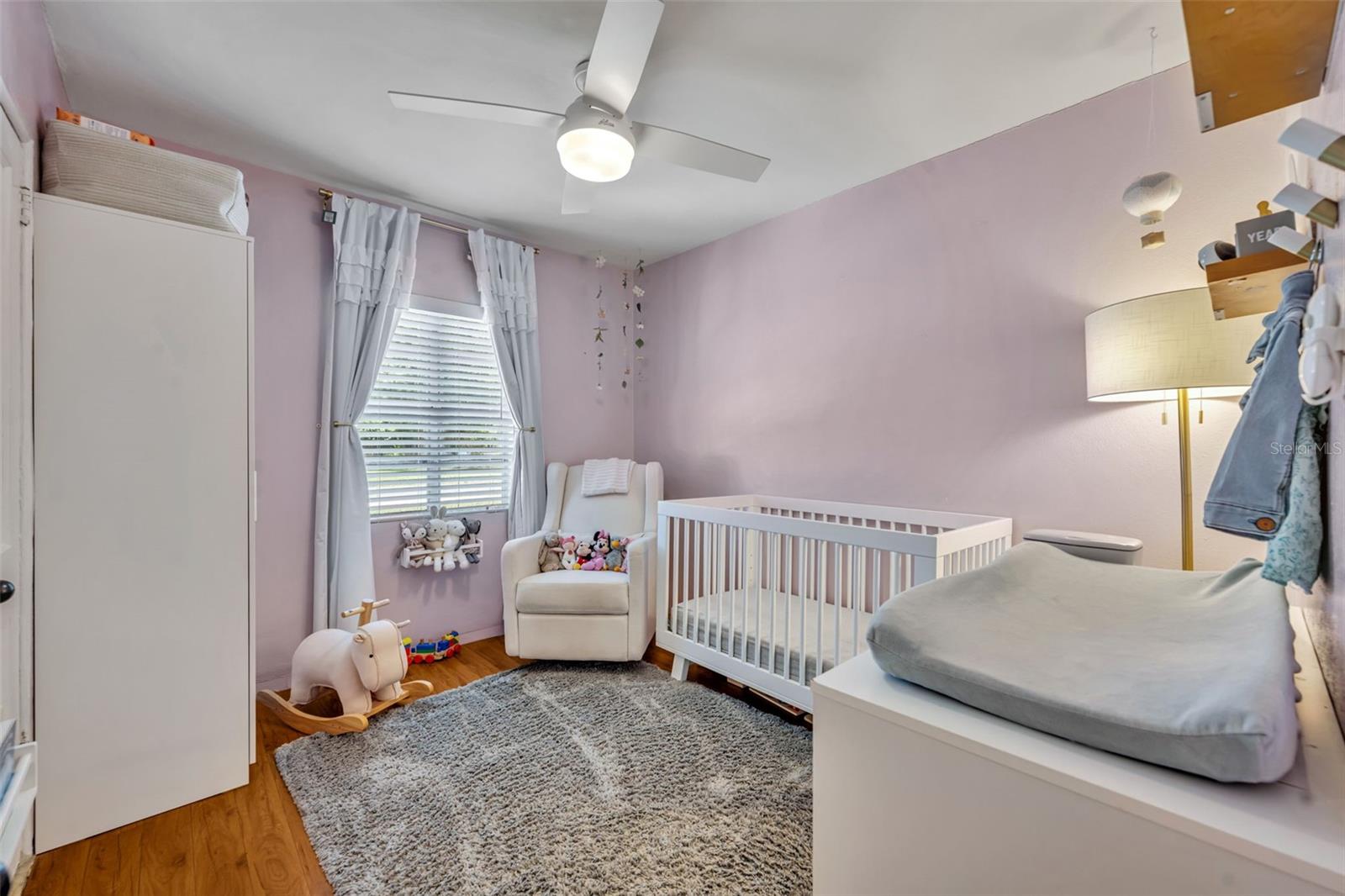 Image 21 of 33 For 906 Camellia Avenue