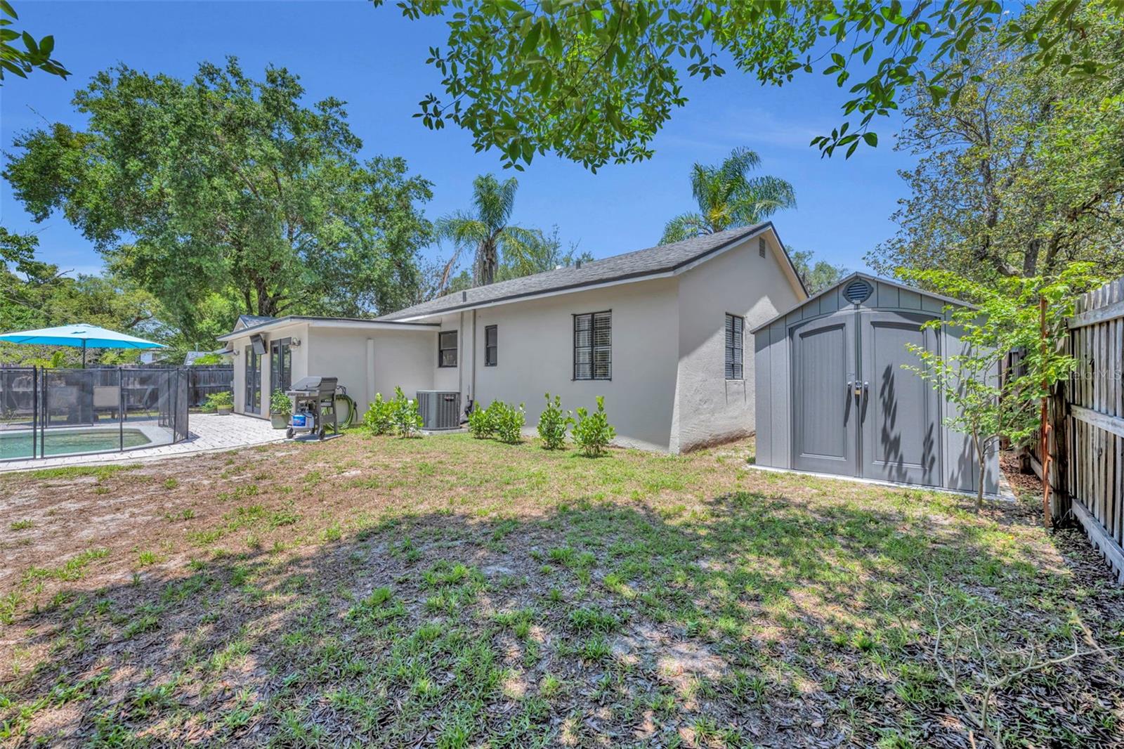 Image 33 of 33 For 906 Camellia Avenue