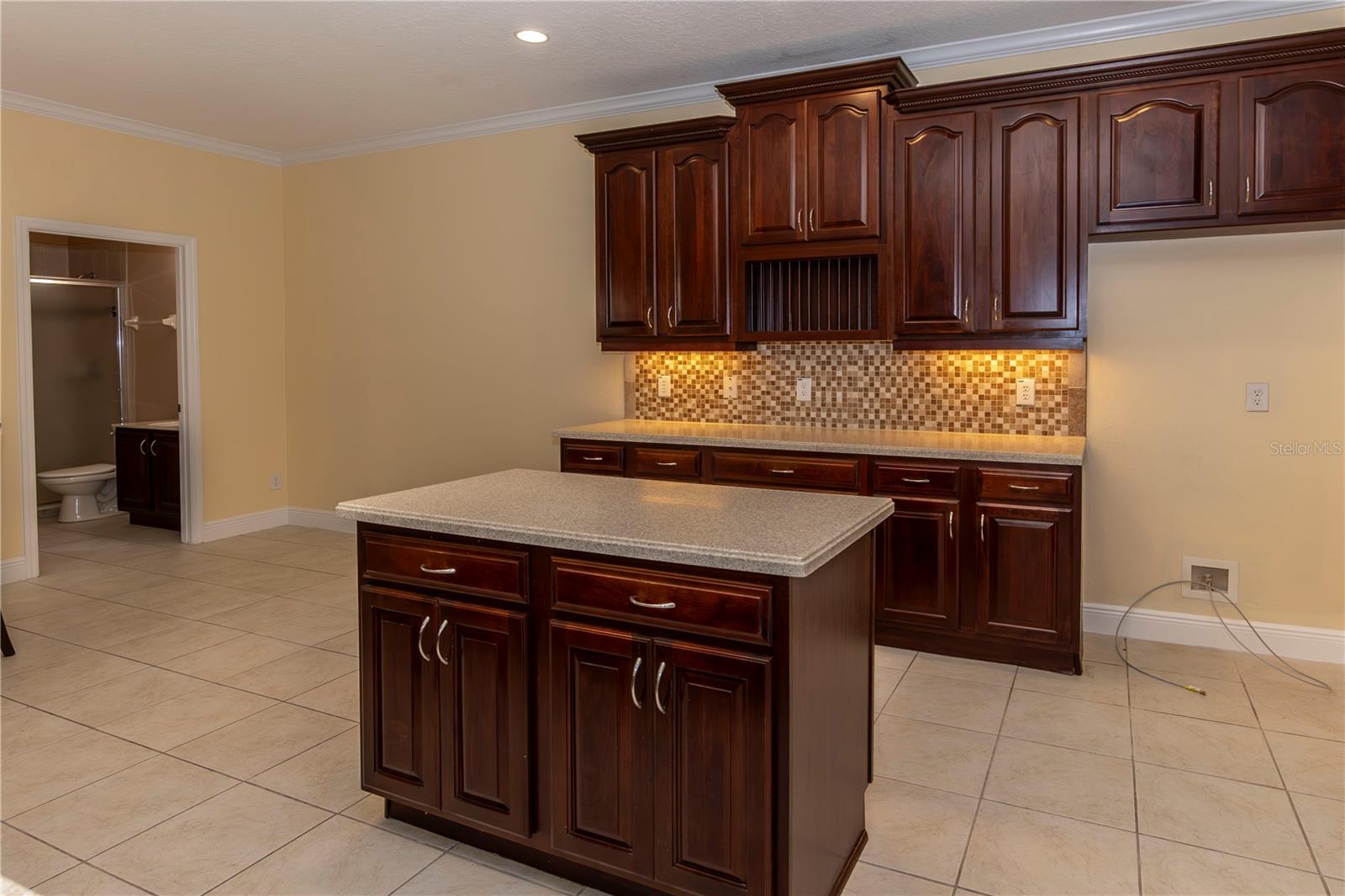 Image 12 of 46 For 15313 Hayworth Drive