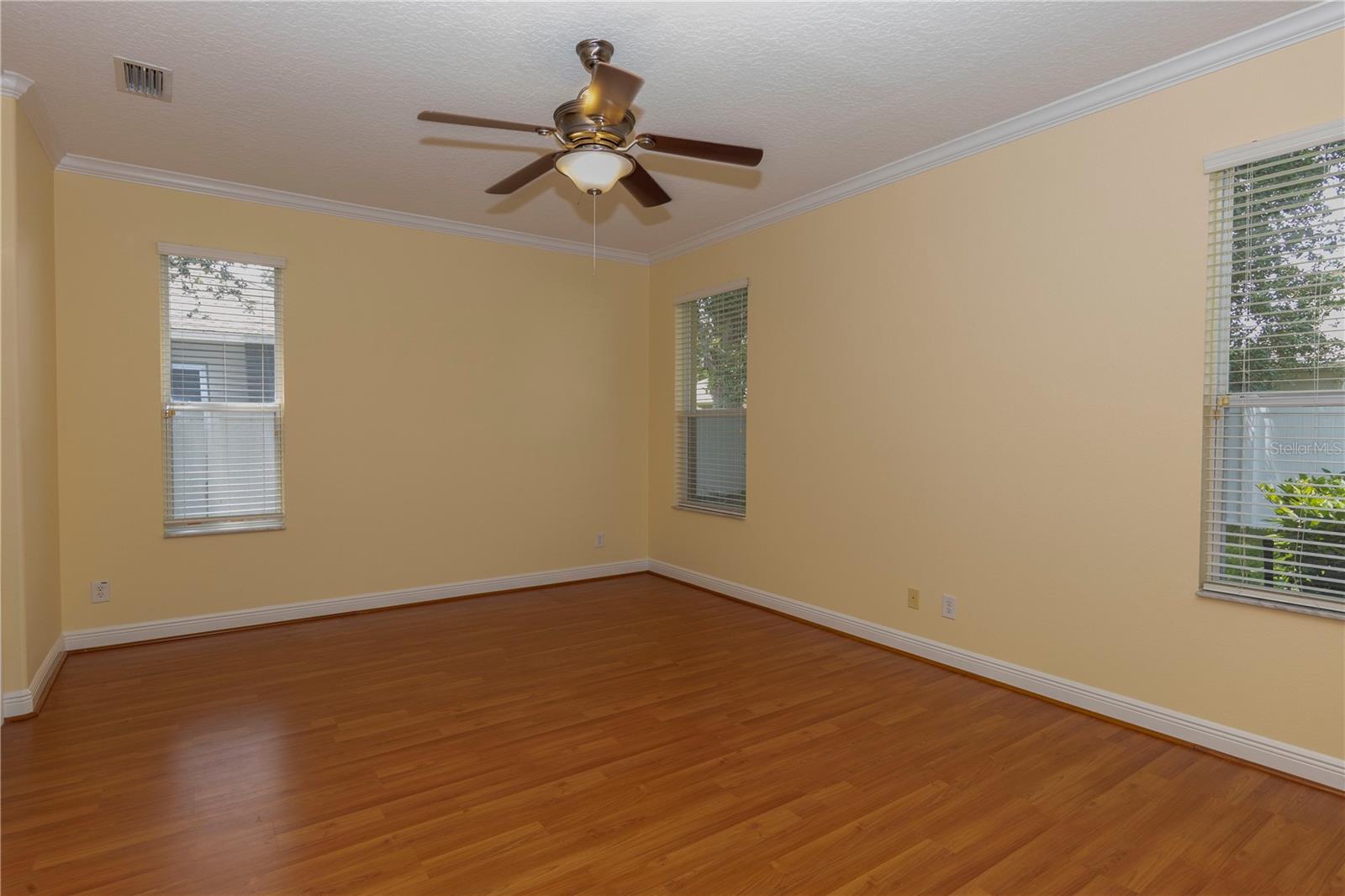 Image 17 of 46 For 15313 Hayworth Drive
