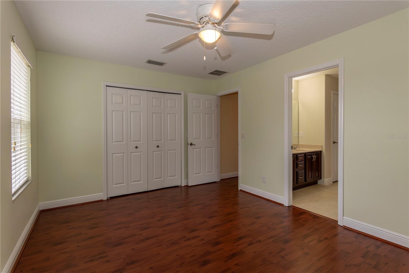 Image 27 of 46 For 15313 Hayworth Drive