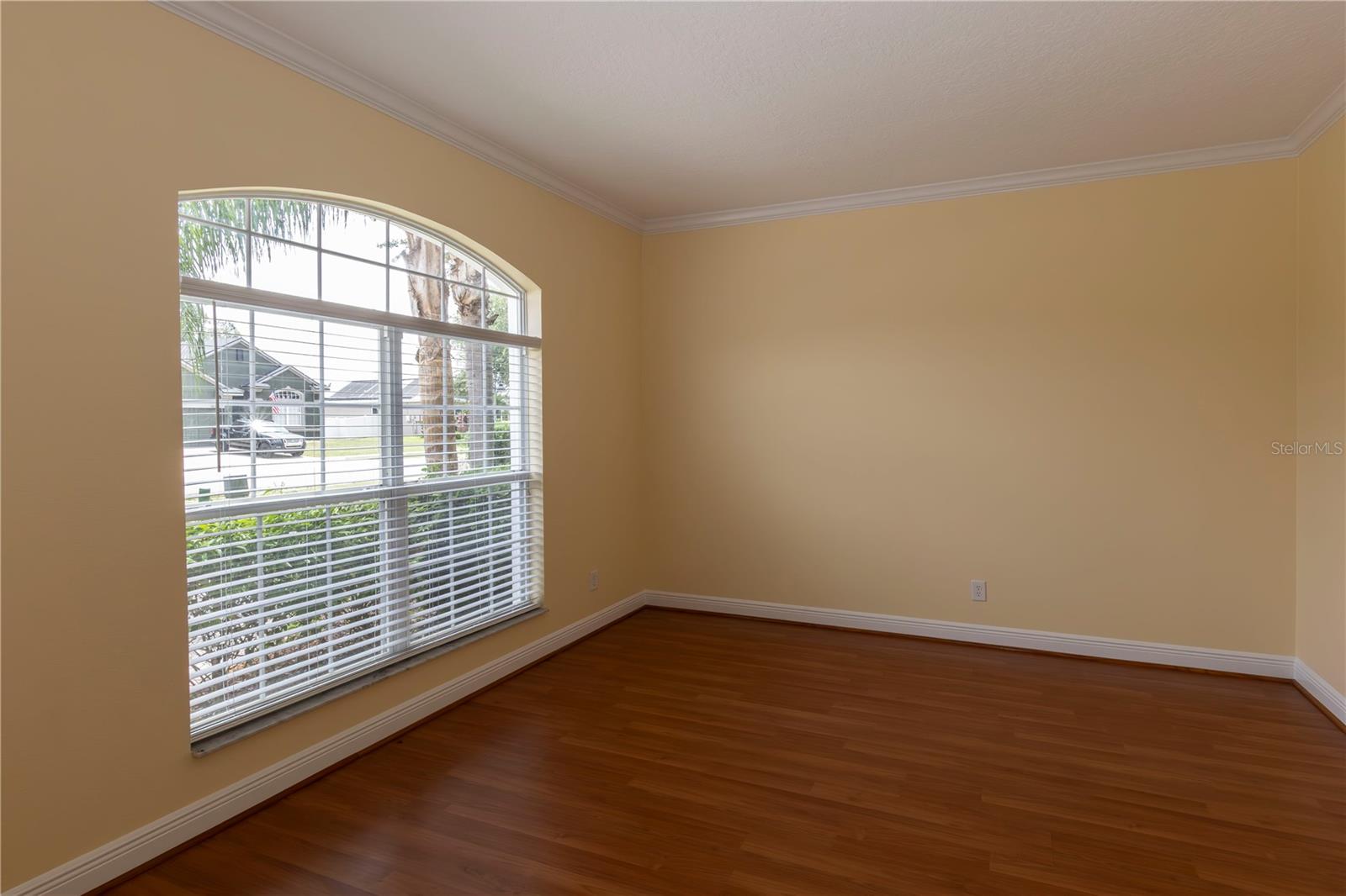 Image 4 of 46 For 15313 Hayworth Drive