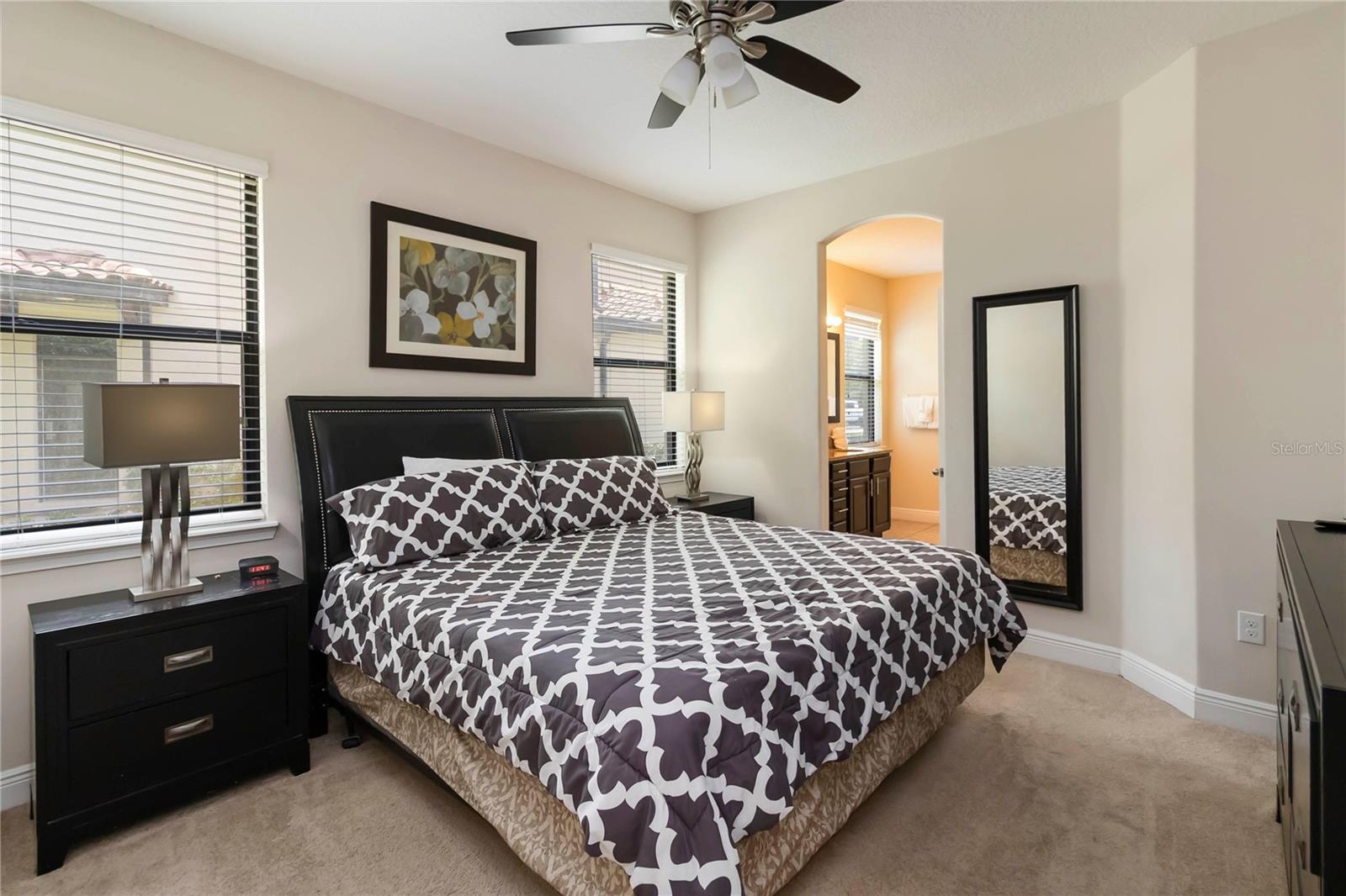 Image 17 of 59 For 8219 Roseville Blvd
