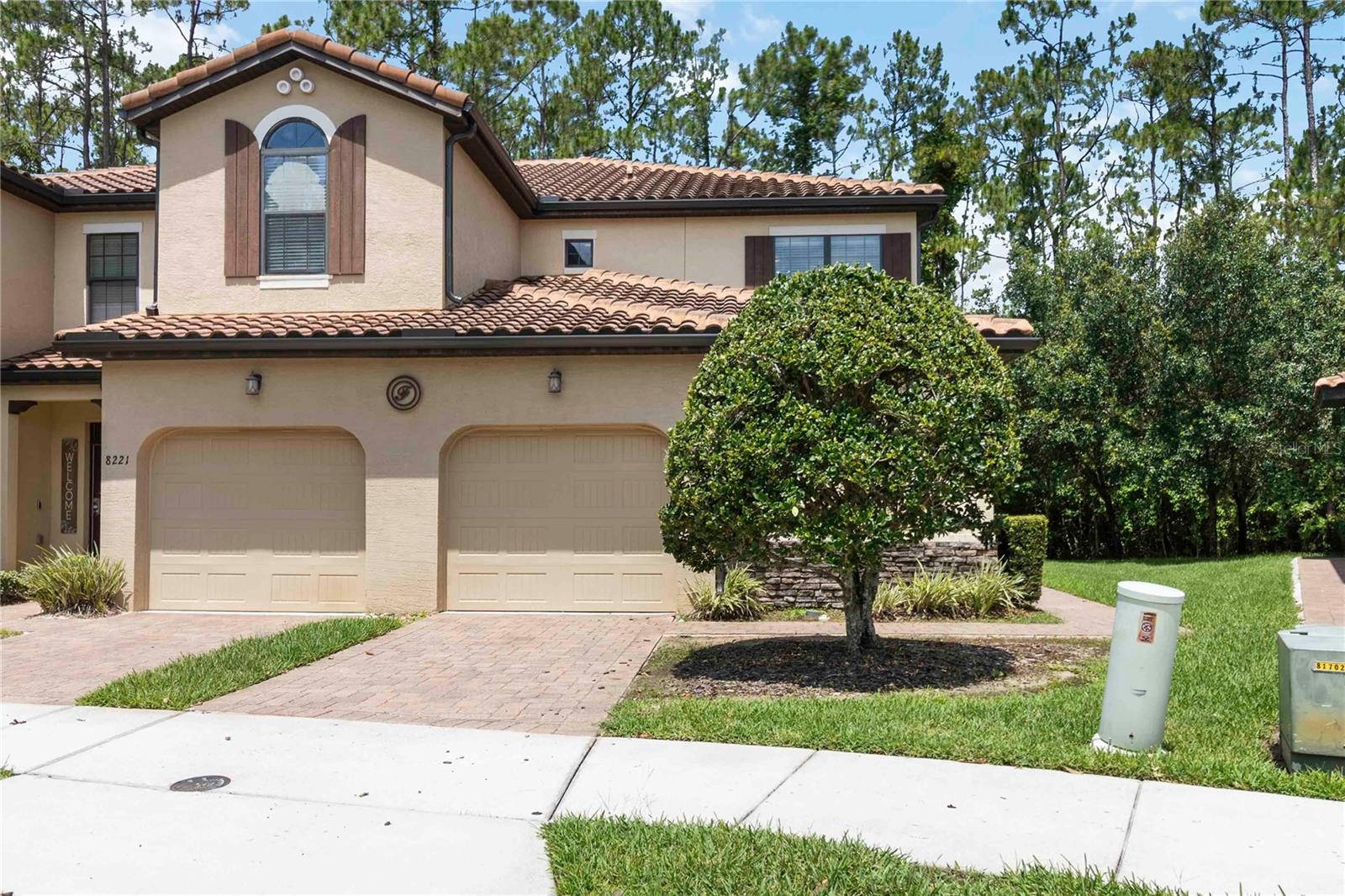 Image 6 of 59 For 8219 Roseville Blvd