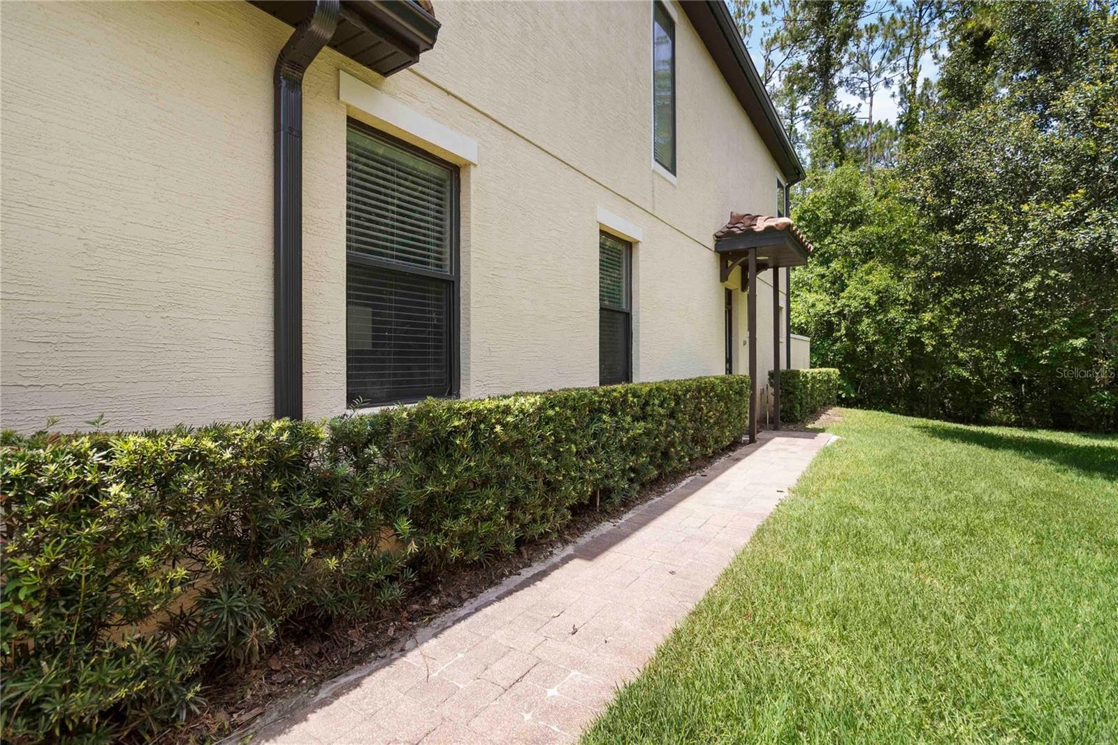 Image 7 of 59 For 8219 Roseville Blvd