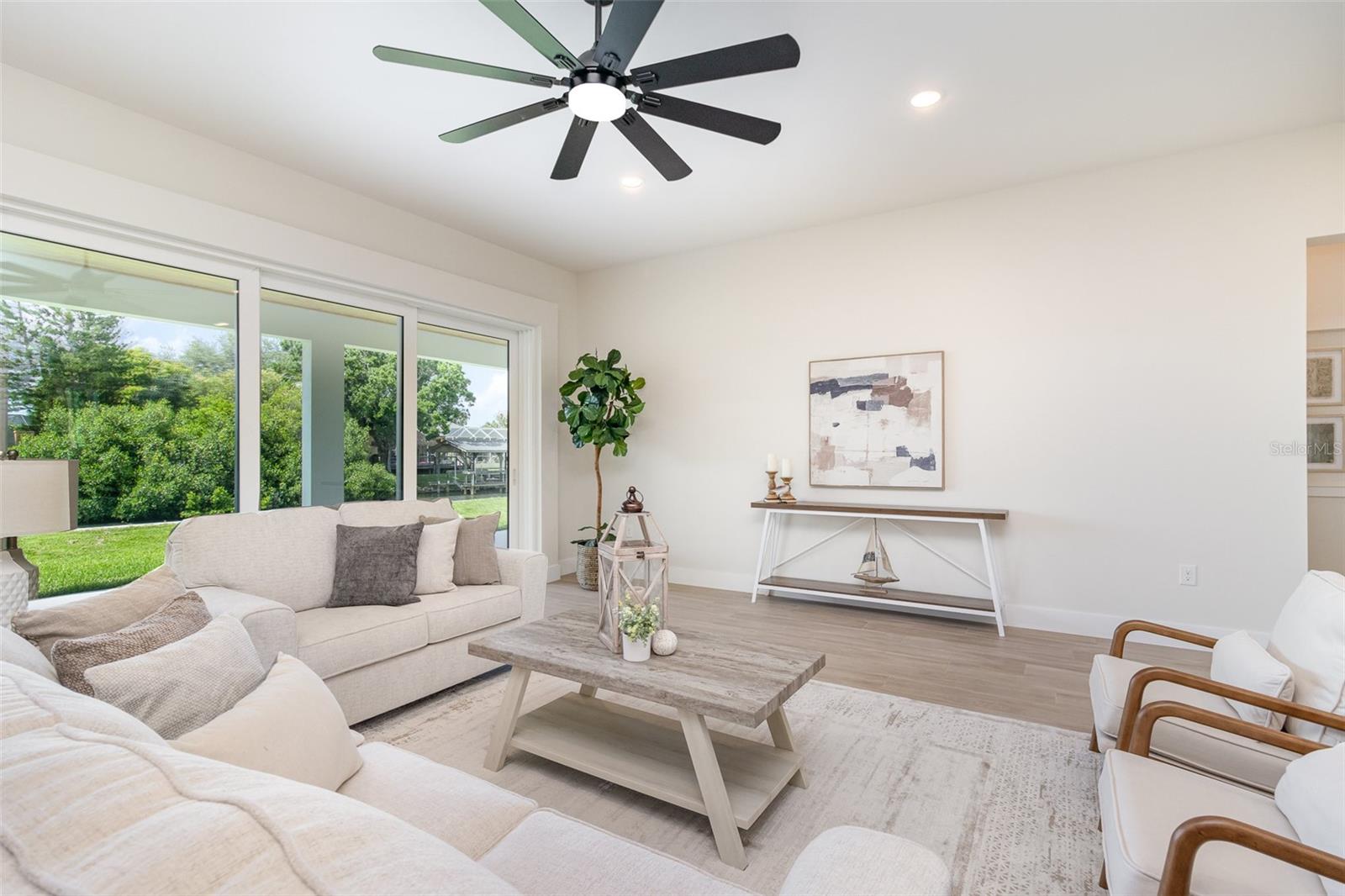 Image 10 of 33 For 508 Topsail Drive