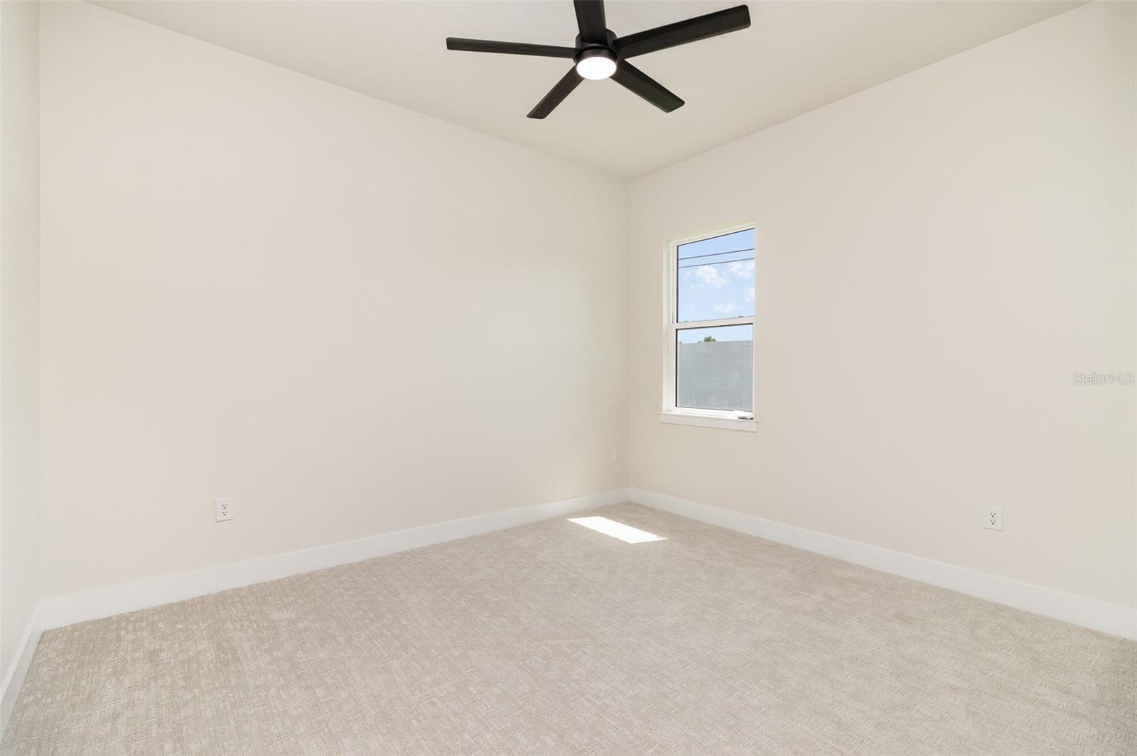 Image 25 of 33 For 508 Topsail Drive