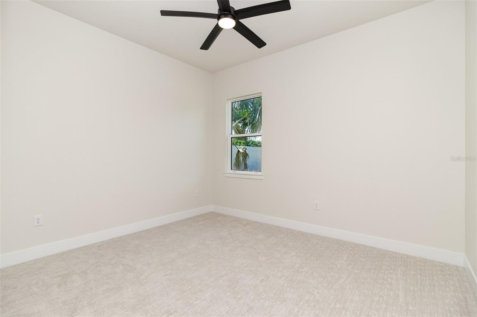 Image 27 of 33 For 508 Topsail Drive