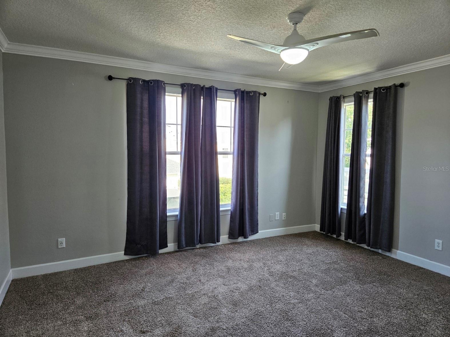 Listing photo id 25 for 1414 Stickley Avenue