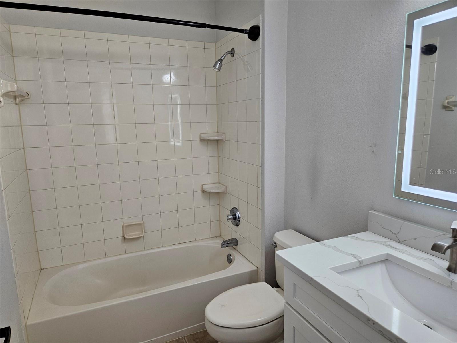 Listing photo id 32 for 1414 Stickley Avenue