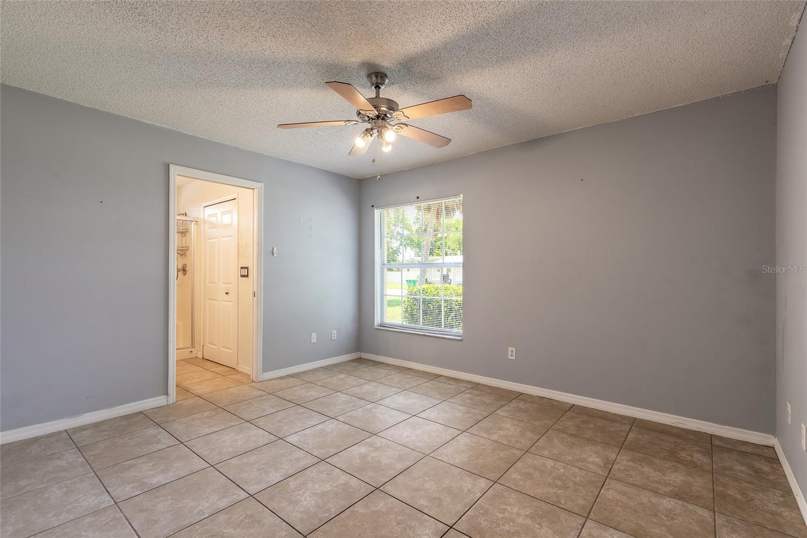 Image 13 of 28 For 620 Unabelle Avenue