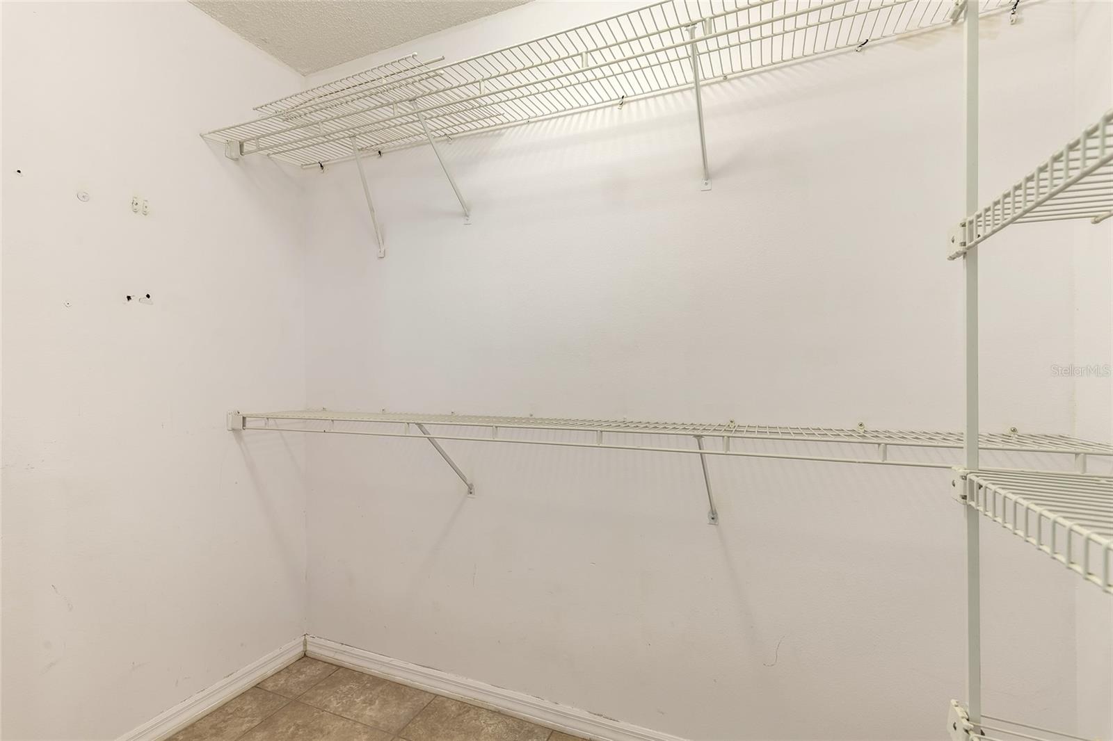Image 16 of 28 For 620 Unabelle Avenue